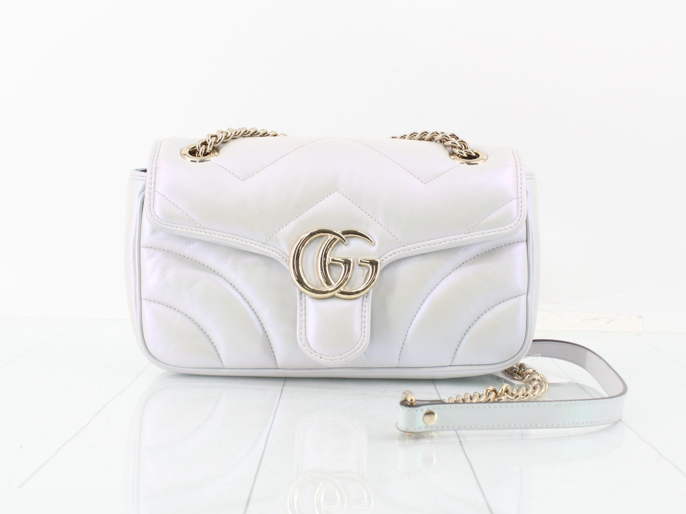 GG Marmont Quilted Shoulder Bag