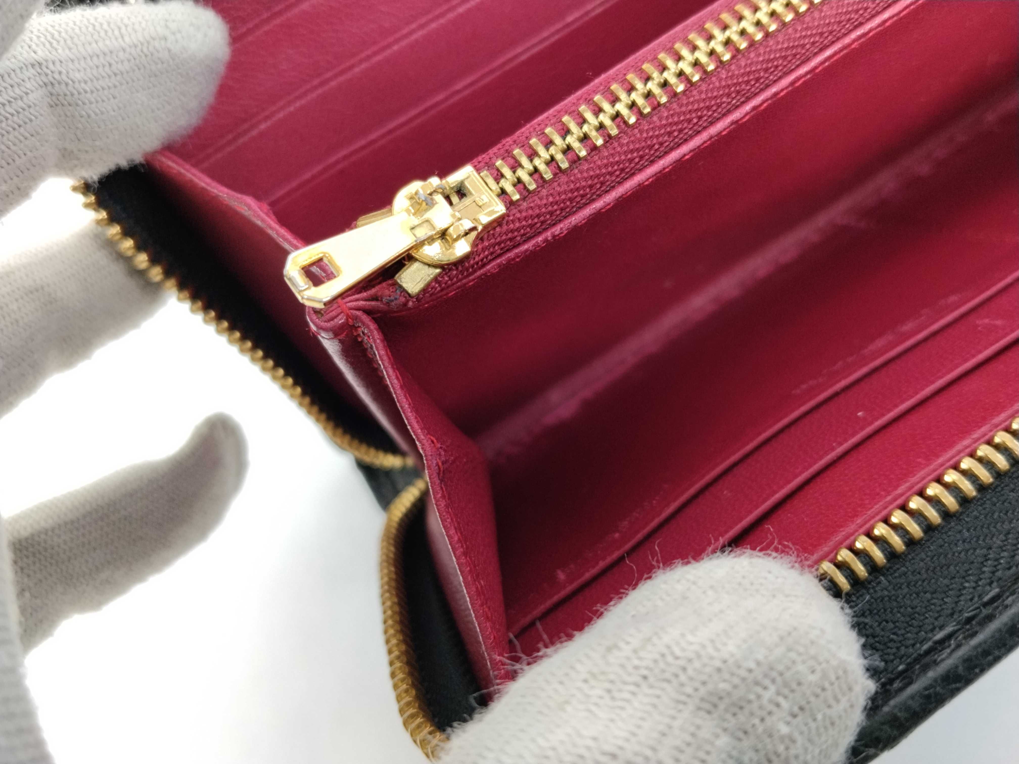 Anagram Leather Round Zip Long Wallet — view 11