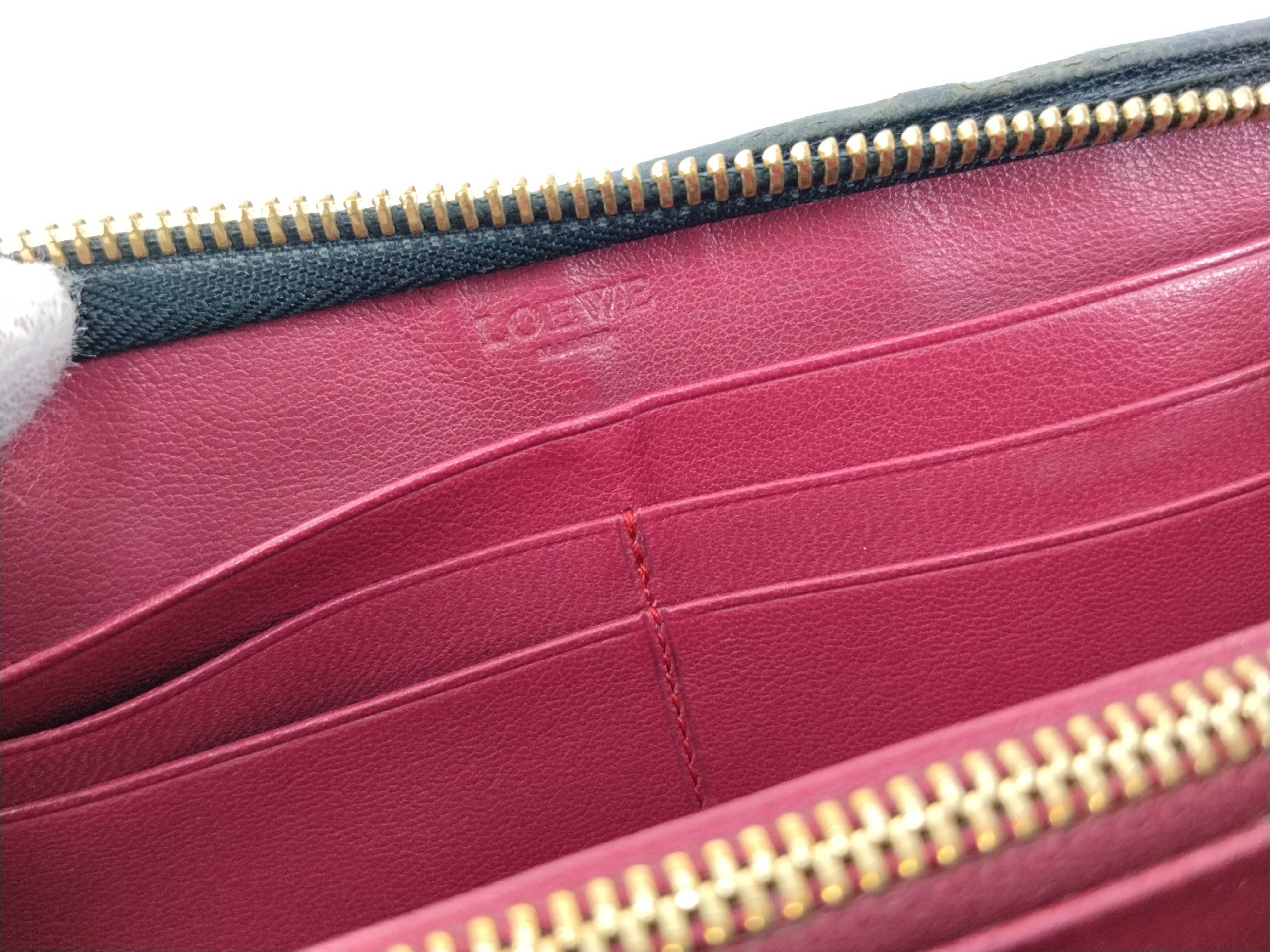 Anagram Leather Round Zip Long Wallet — view 14