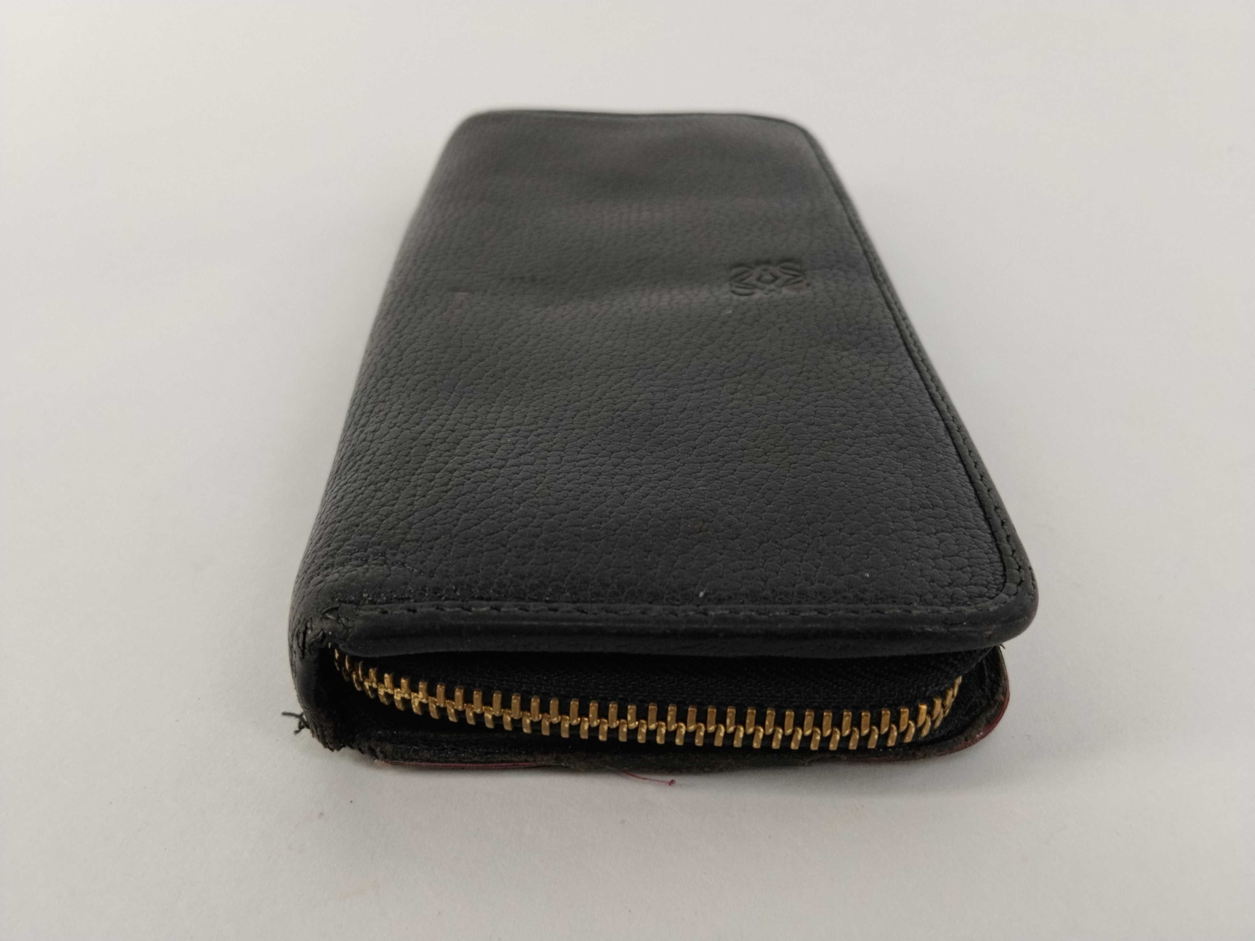 Anagram Leather Round Zip Long Wallet — view 4