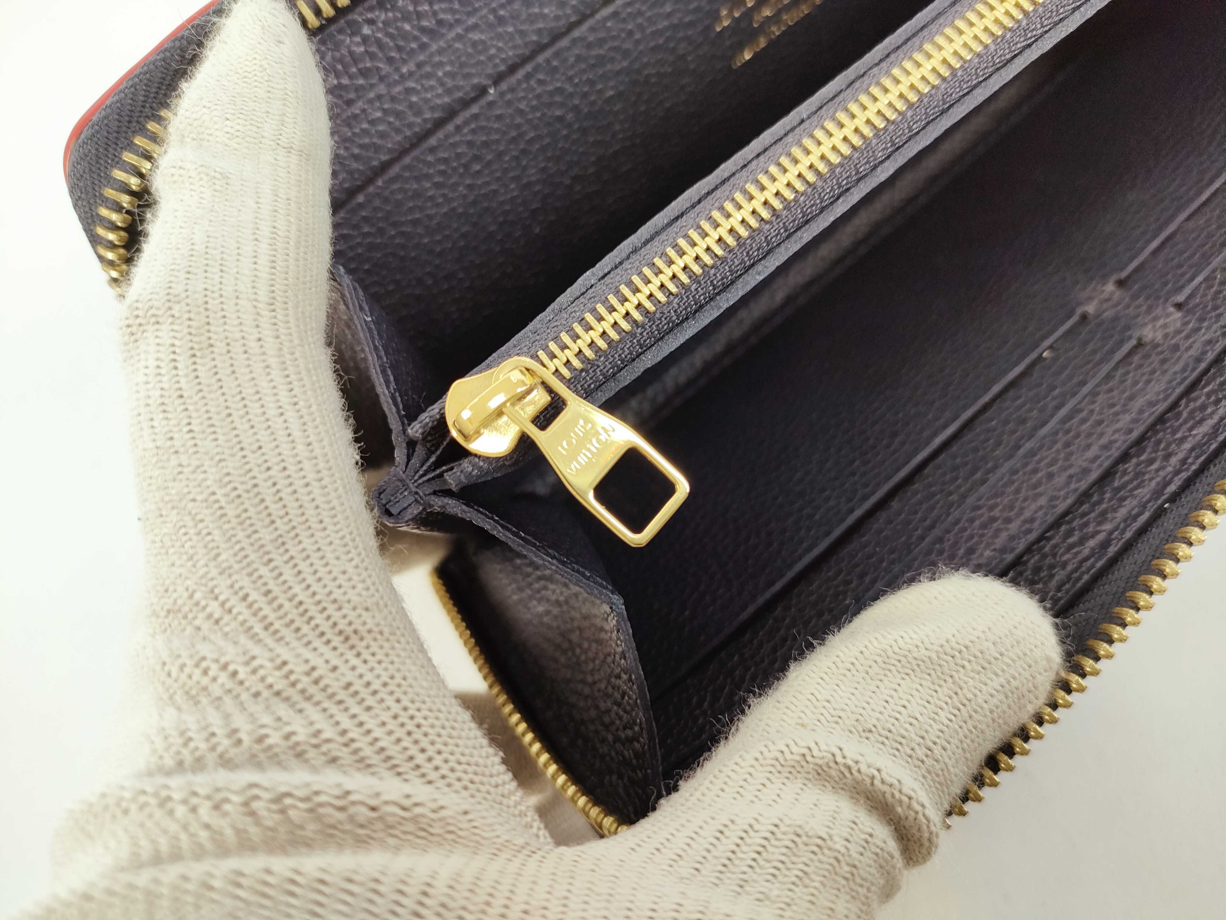 Monogram Empreinte LV Empreinte Portefeuille Clemence Marine Rouge M69415 RFID Wallet — view 13