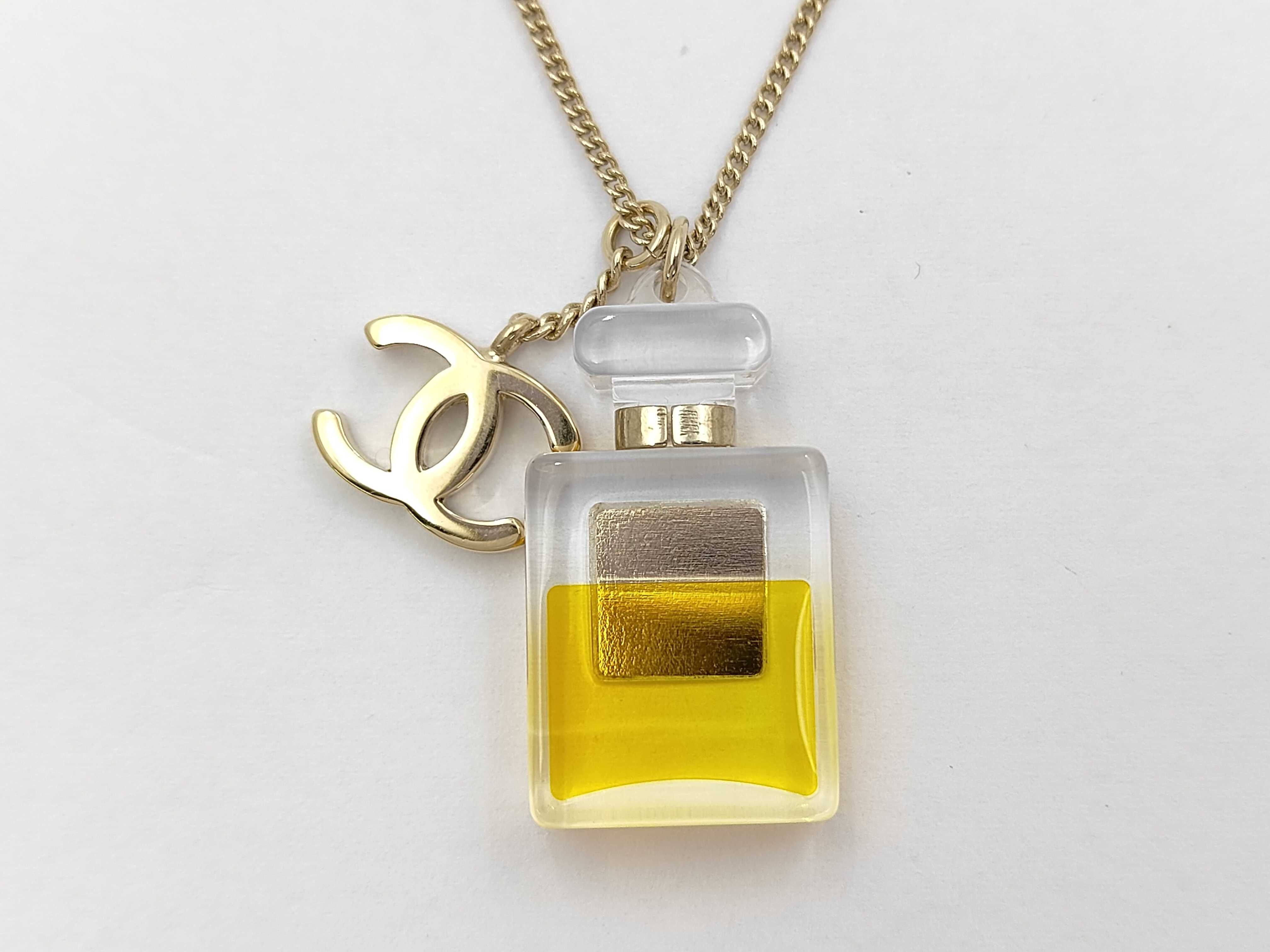 Necklace Perfume Bottle Coco Mark Gold 09A Necklace — view 2