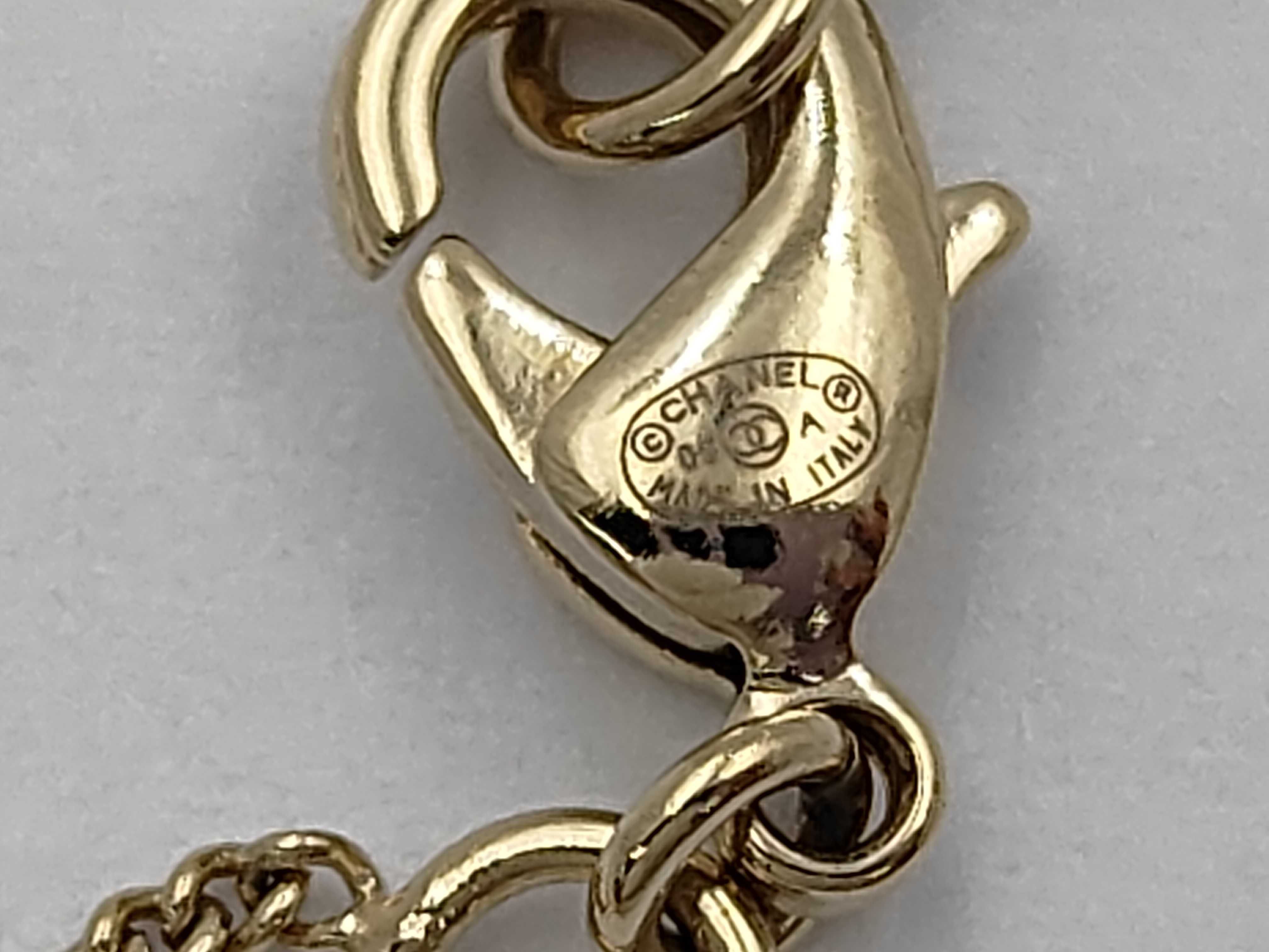 Necklace Perfume Bottle Coco Mark Gold 09A Necklace — view 5