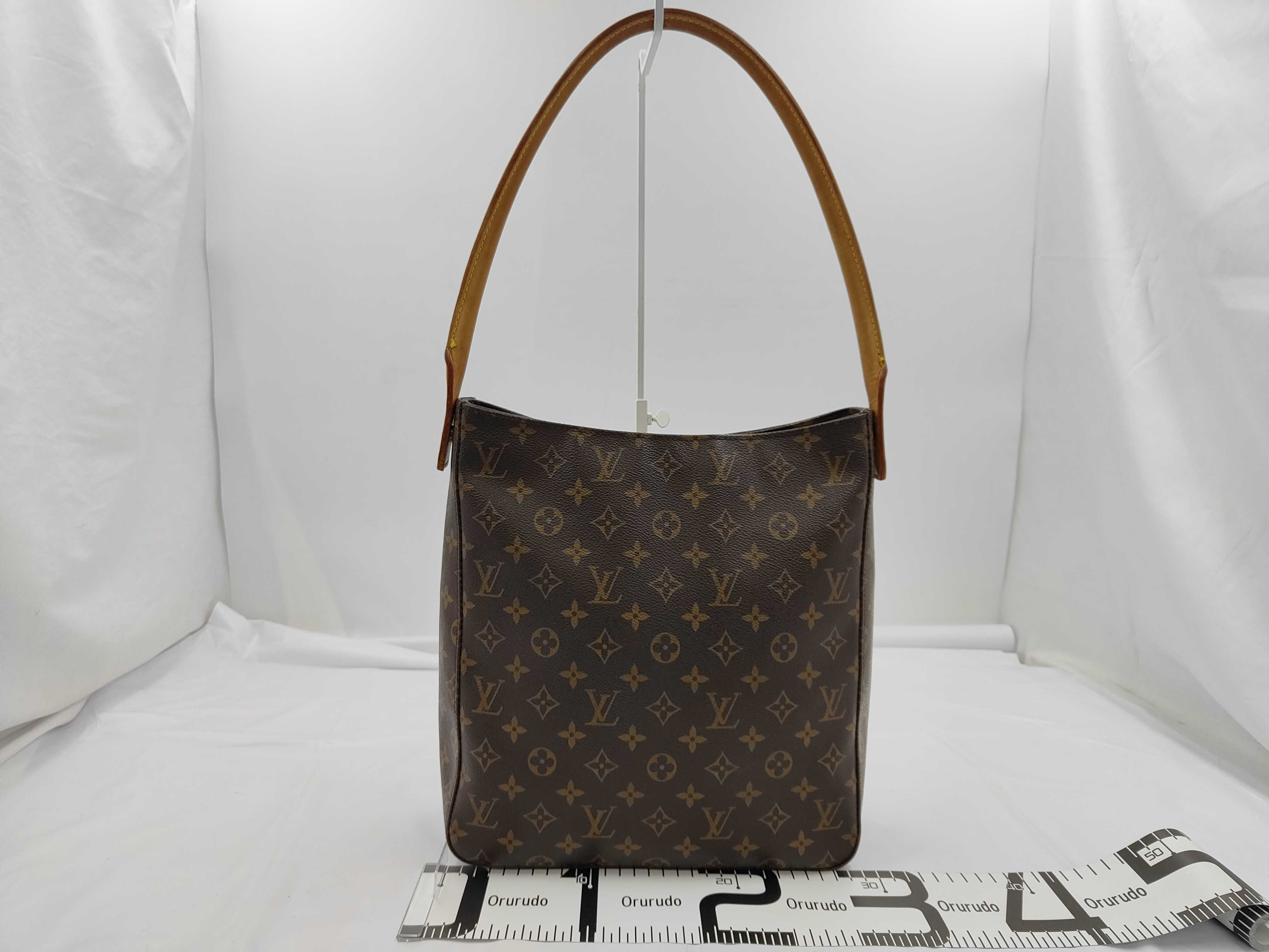 M51145 Looping GM Shoulder Bag Monogram Shoulder Bag — view 2