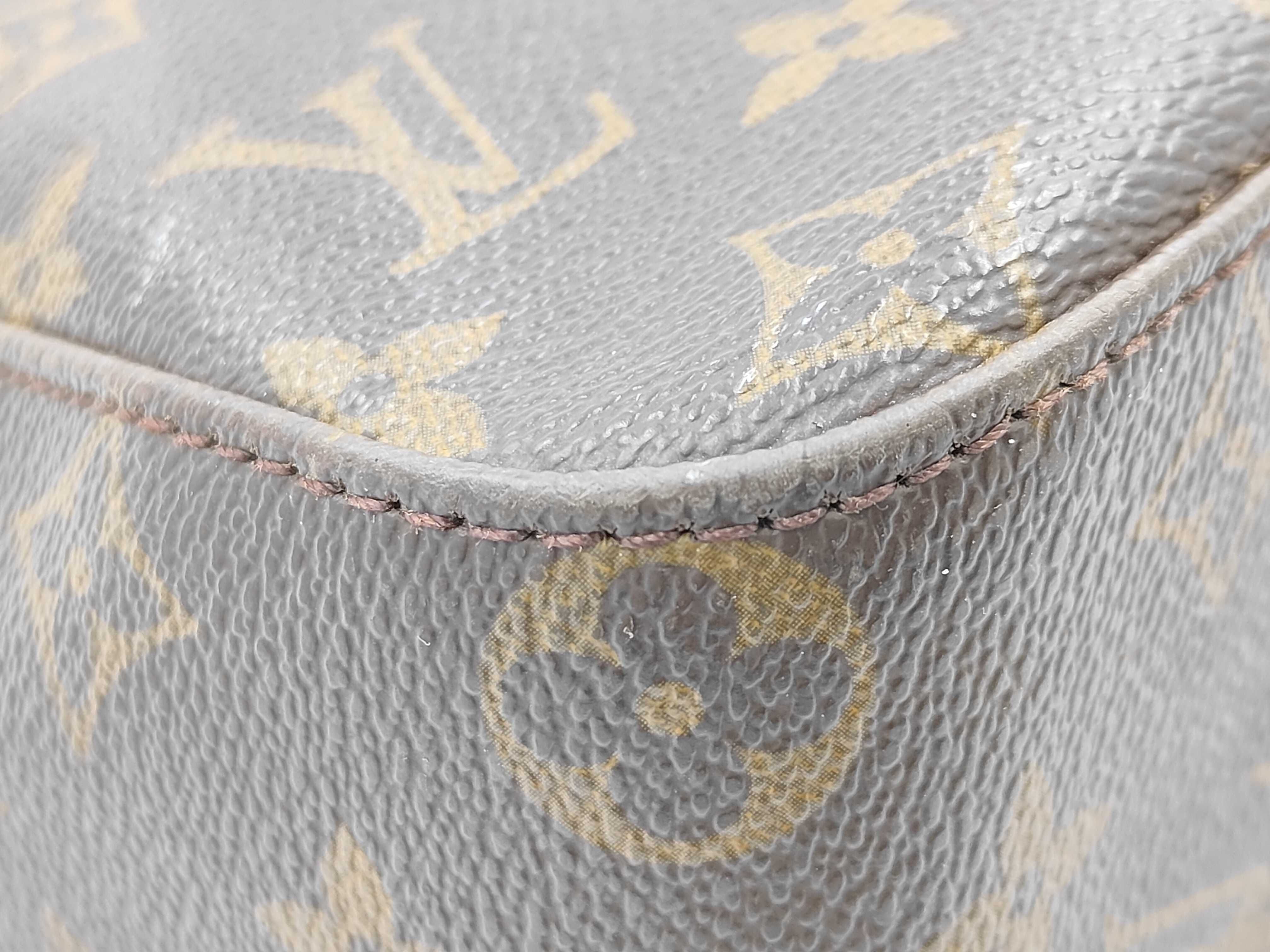 M51145 Looping GM Shoulder Bag Monogram Shoulder Bag — view 6