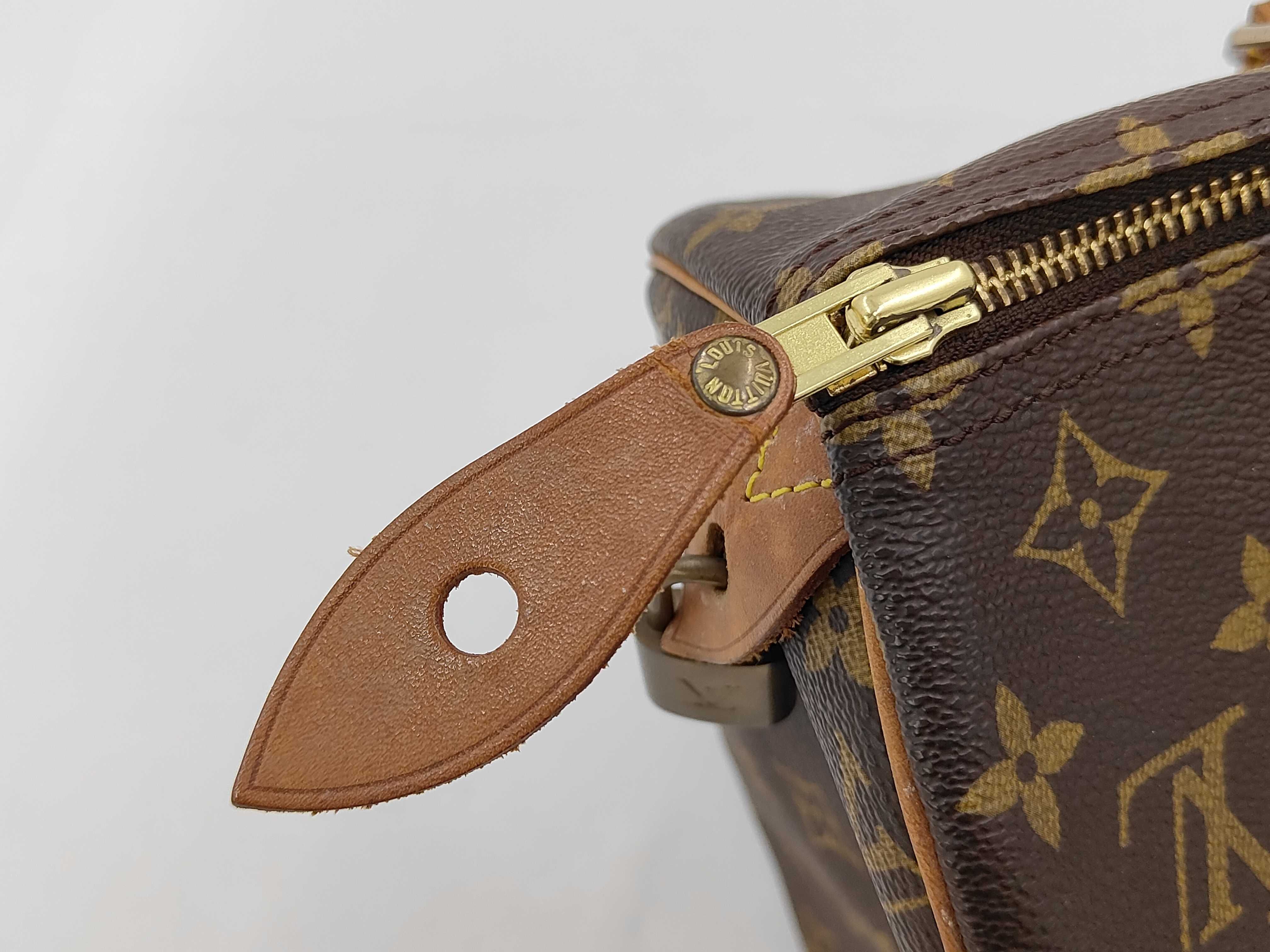 LV Speedy 30 M41526 Monogram Handbag — view 8