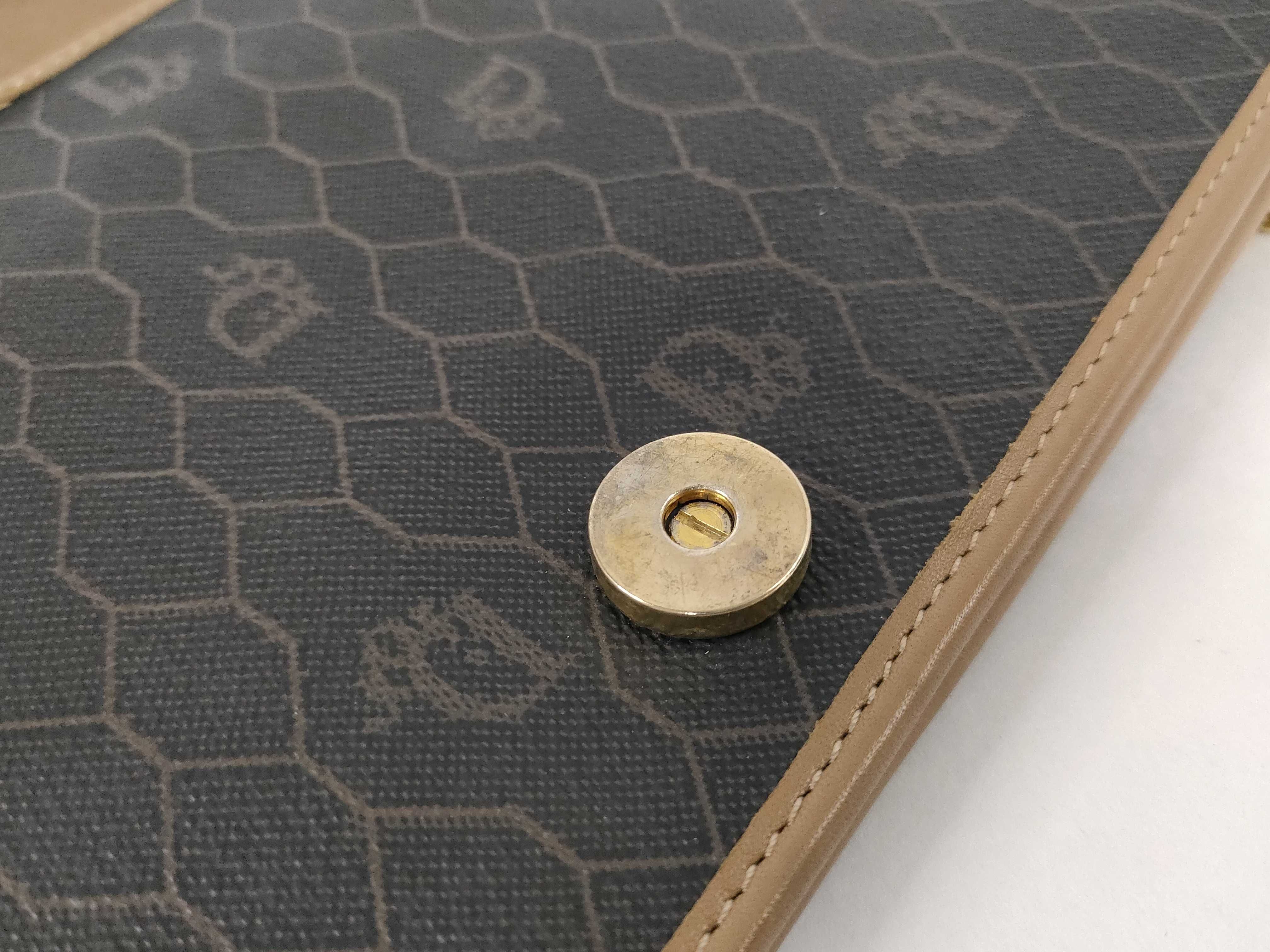 Christian Honeycomb PVC Chain Shoulder Bag — view 13