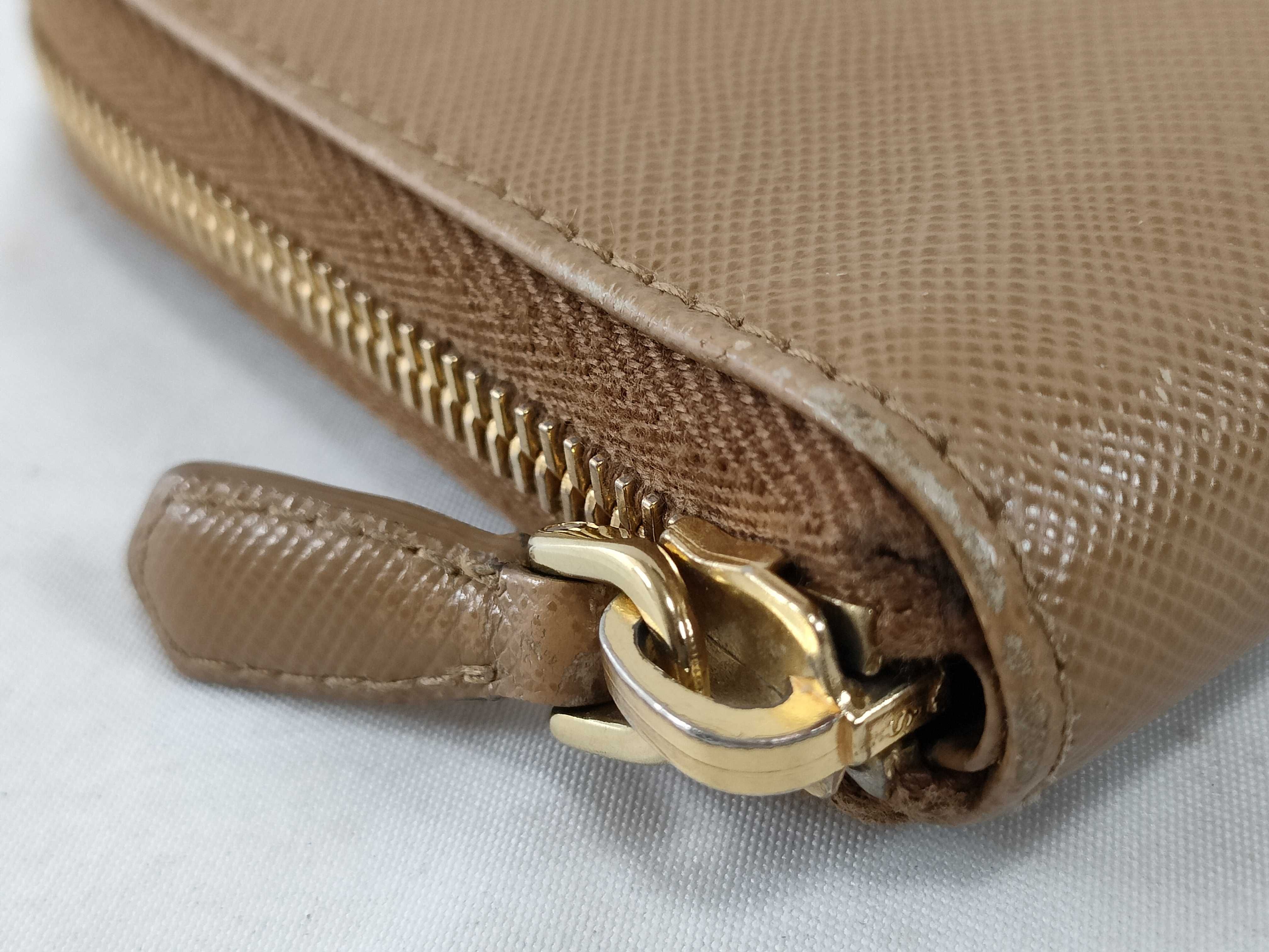 wallet — view 7