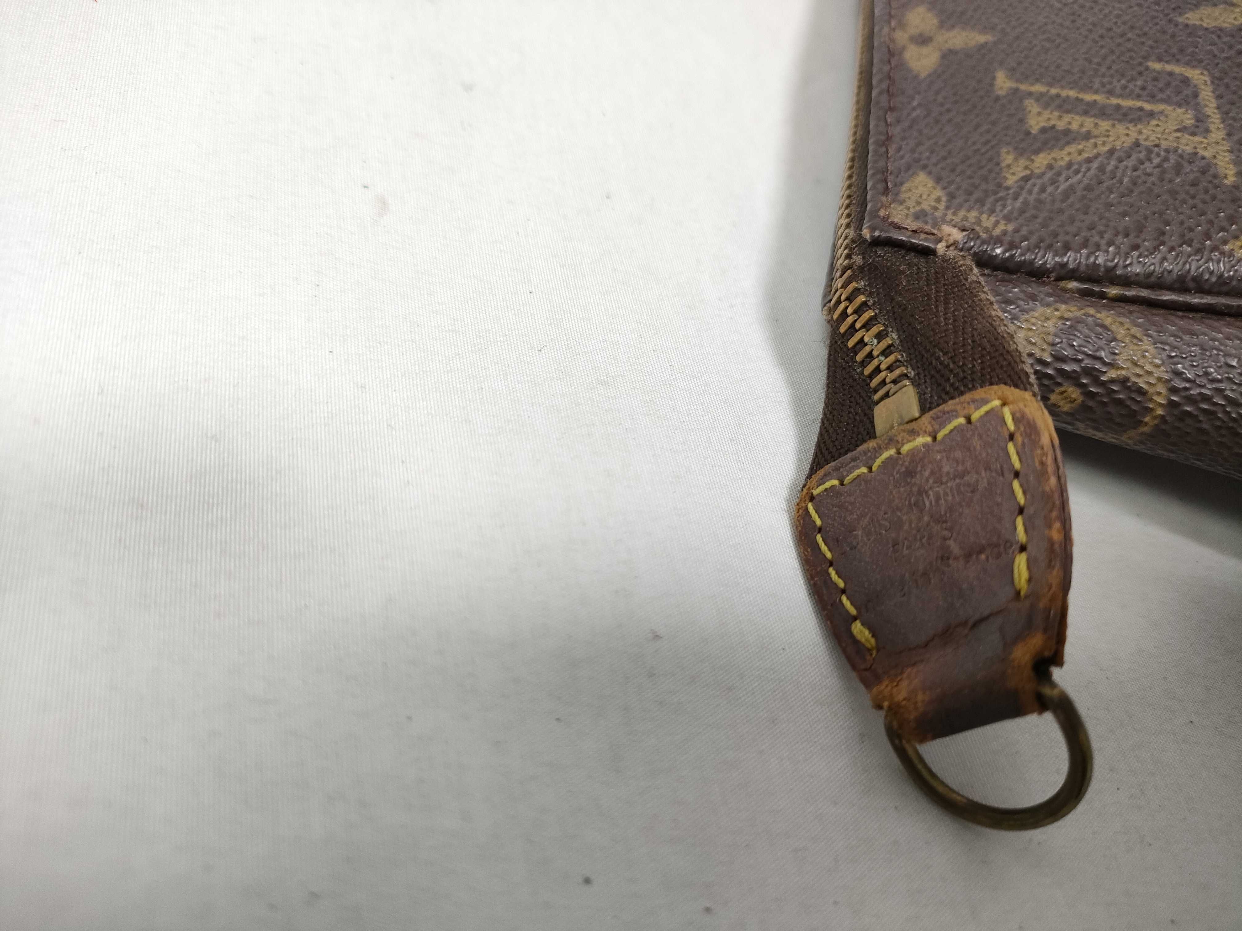 Monogram Louis Vuitton Monogram Pouch Pochette Accessoires M51980 Pouch — view 10
