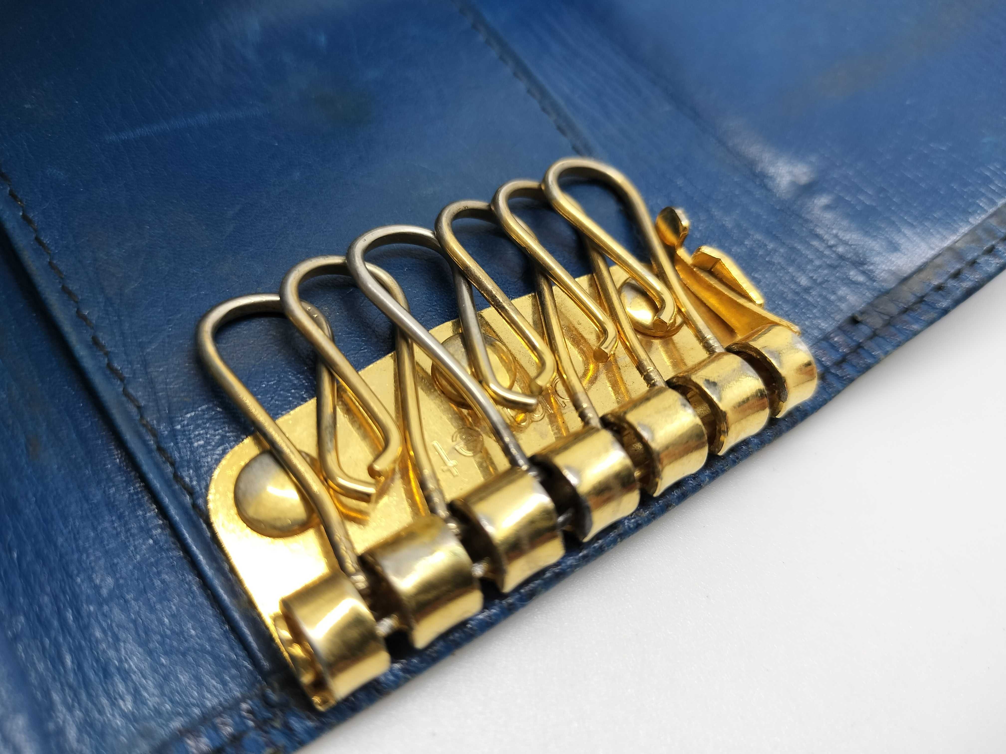 Epi Multicles Epi Key Case — view 8
