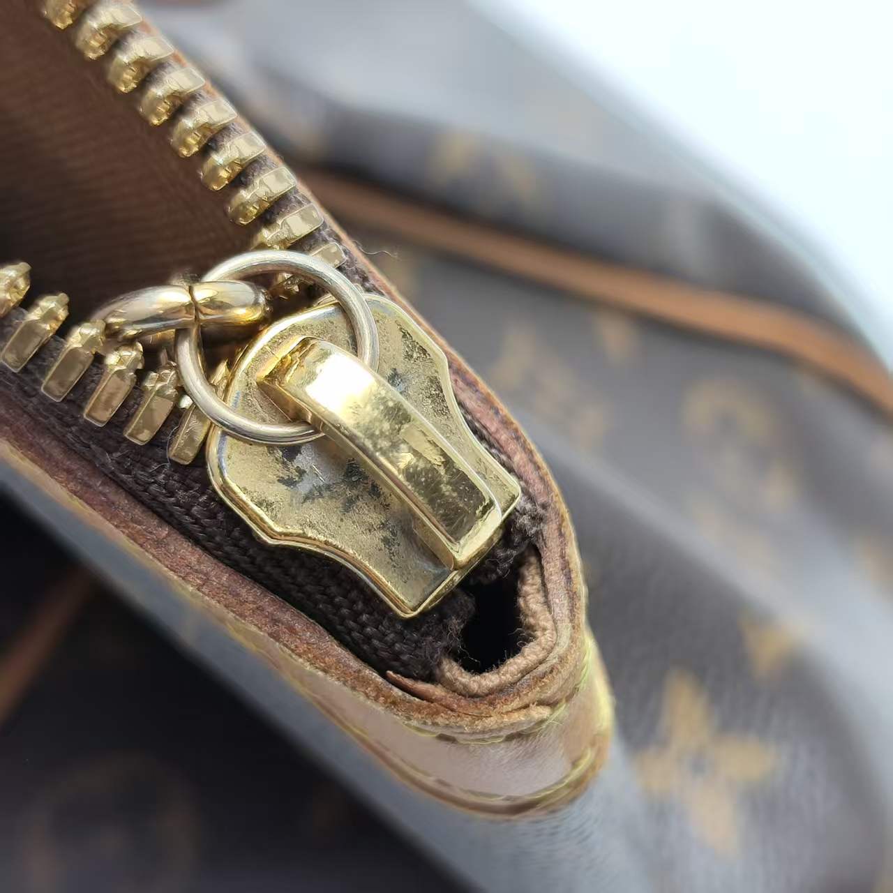【*Shipped from: China*】LOUIS VUITTON PU Shoulder Bag — view 13