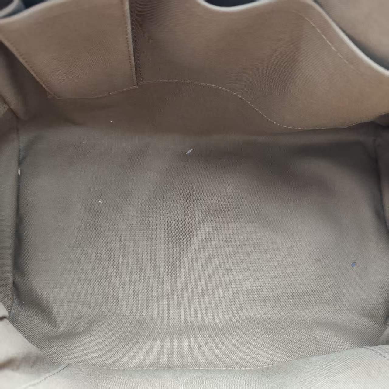 【*Shipped from: China*】LOUIS VUITTON PU Shoulder Bag — view 8