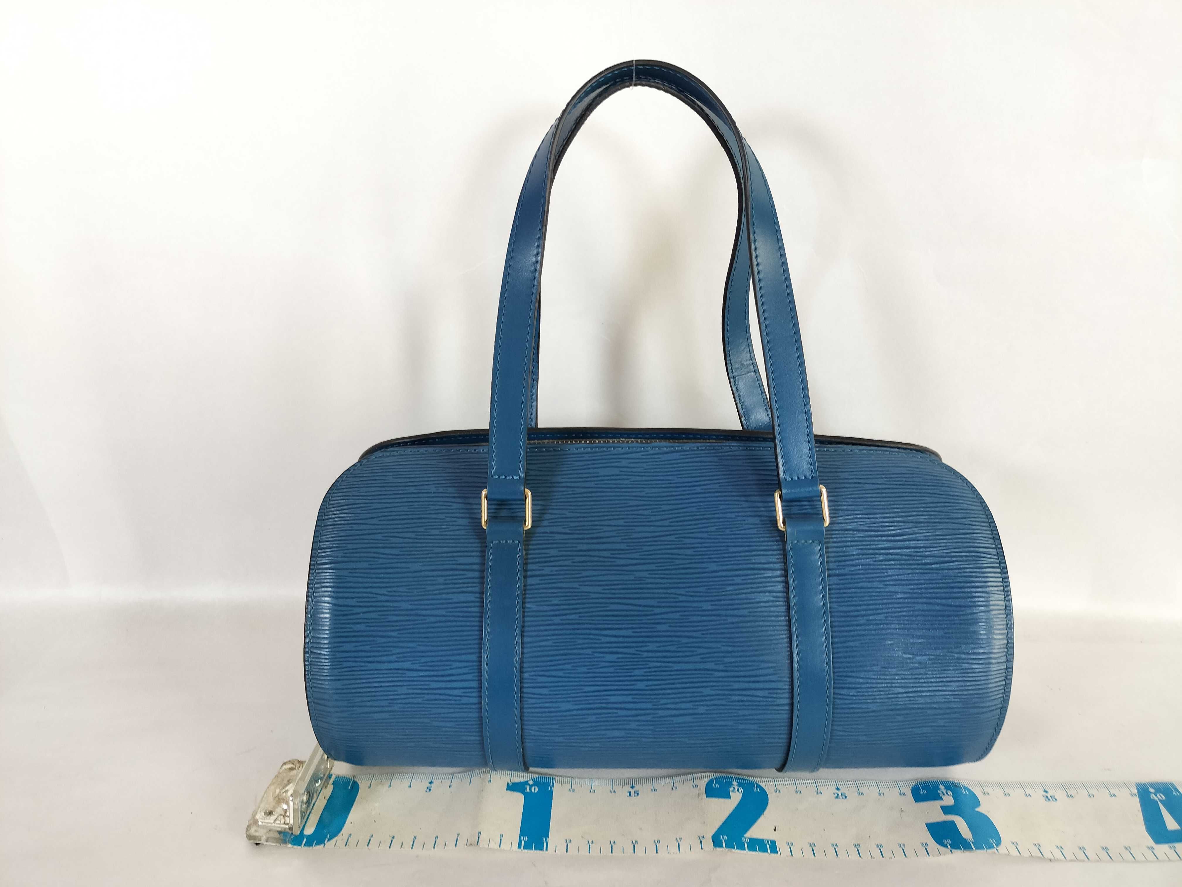Epi Louis Vuitton Epi Soufflot Handbag with Pouch — view 2