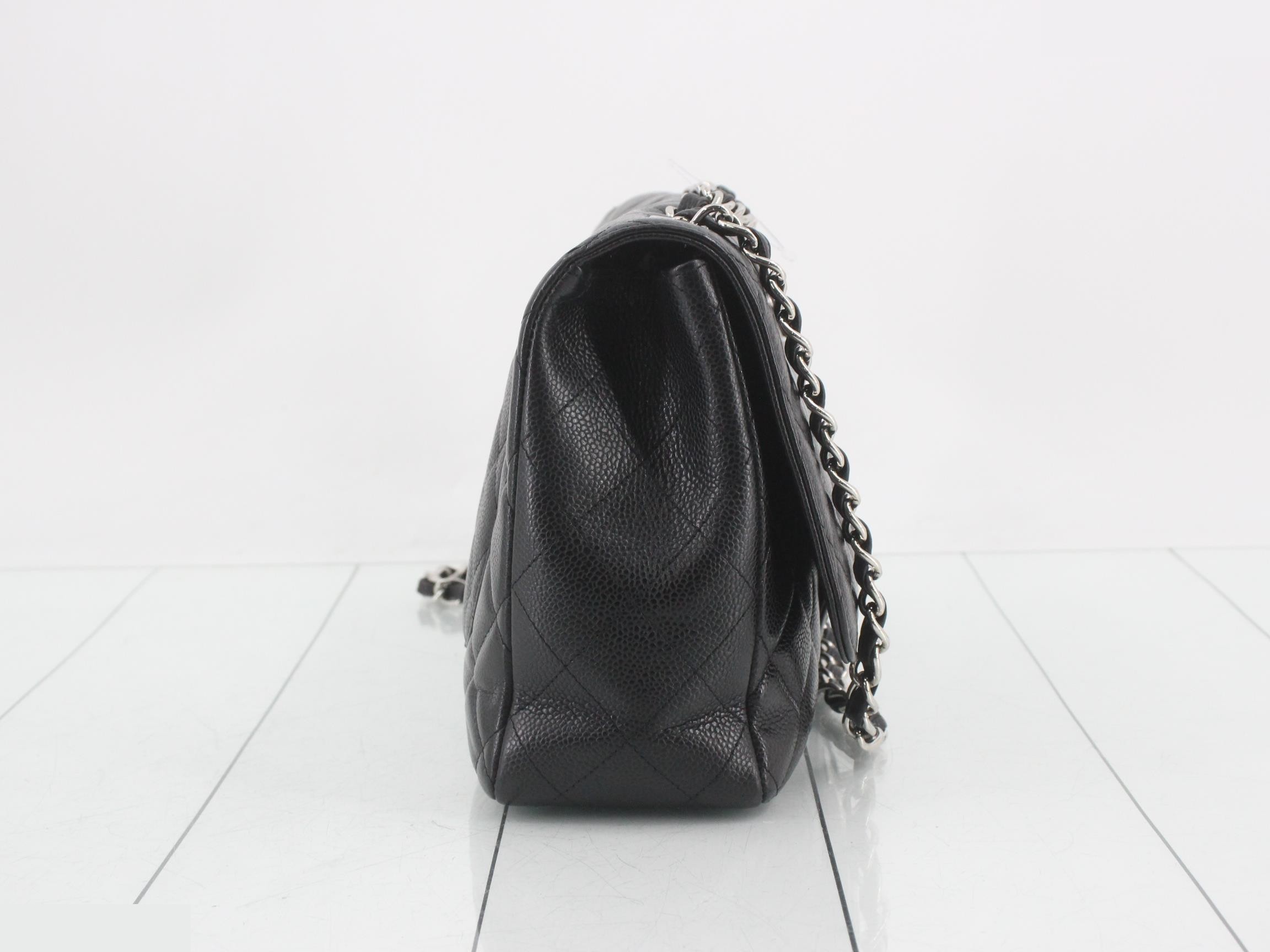 Large Matelassé 30 Caviar Skin Double Chain Shoulder Bag — view 4