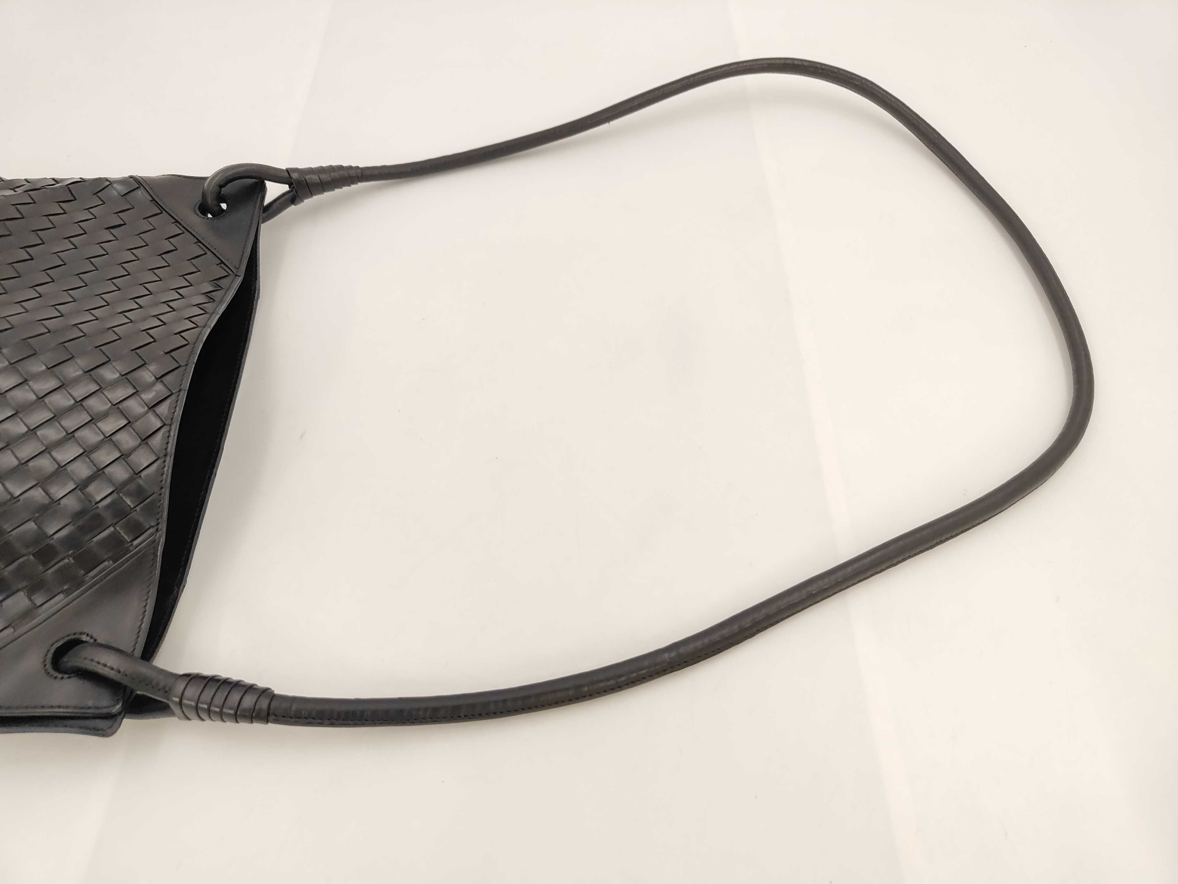 Intrecciato Bottega Veneta Shoulder Bag Intrecciato Shoulder Bag — view 5