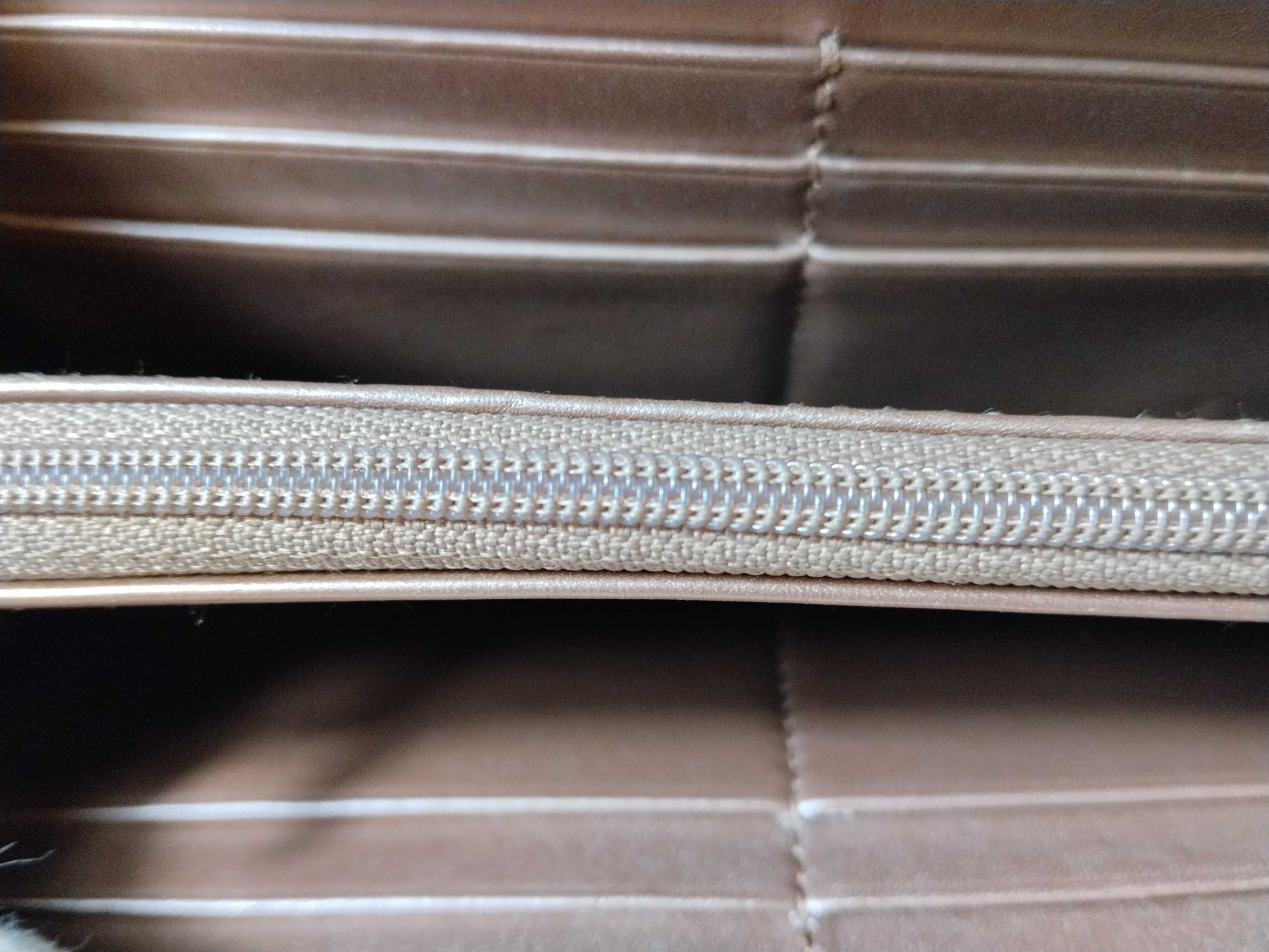 Guccissima Lovely Heart Long Wallet — view 9