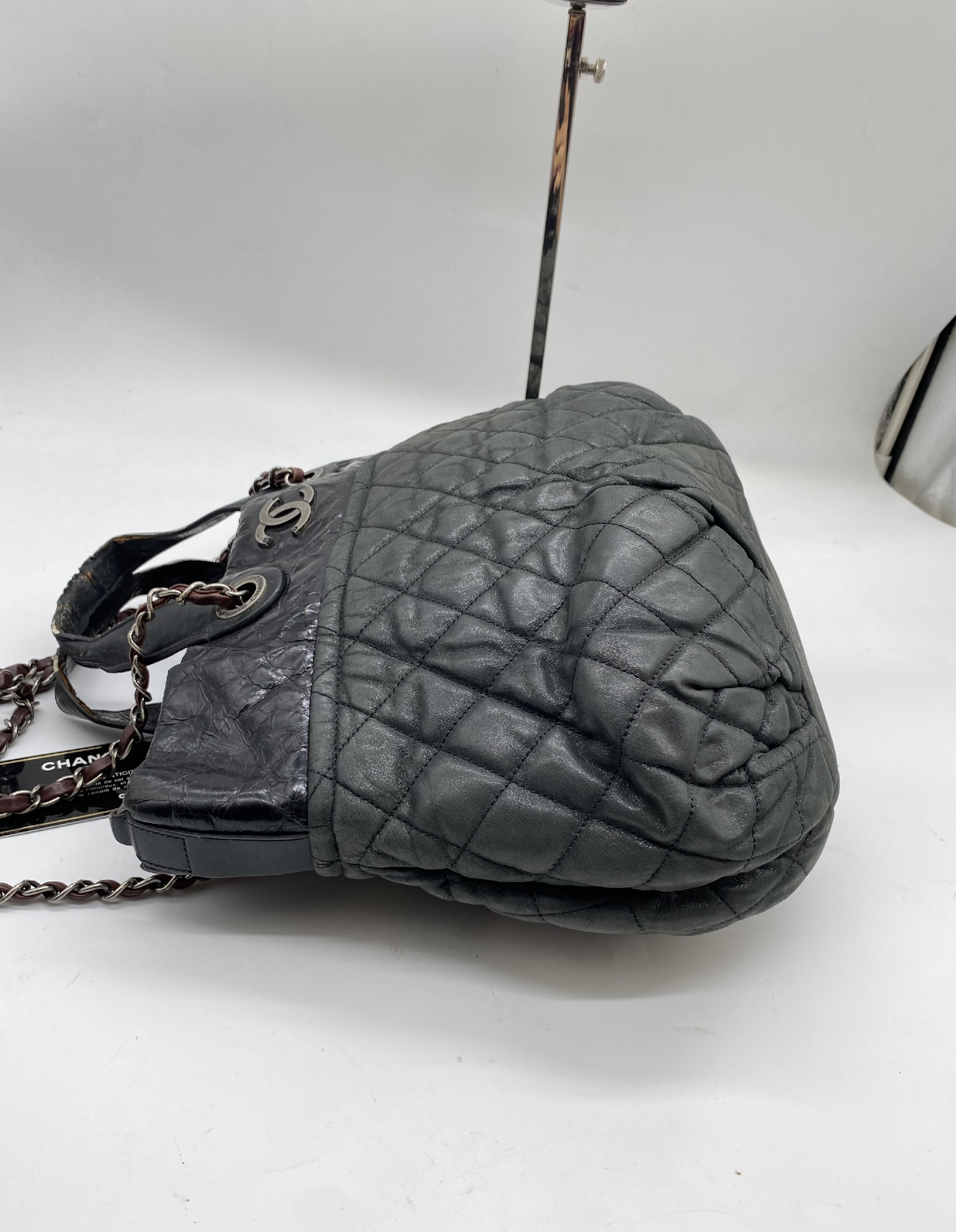 Lambskin Matelassé Chain Tote, Series 14 Shoulder Bag — view 3