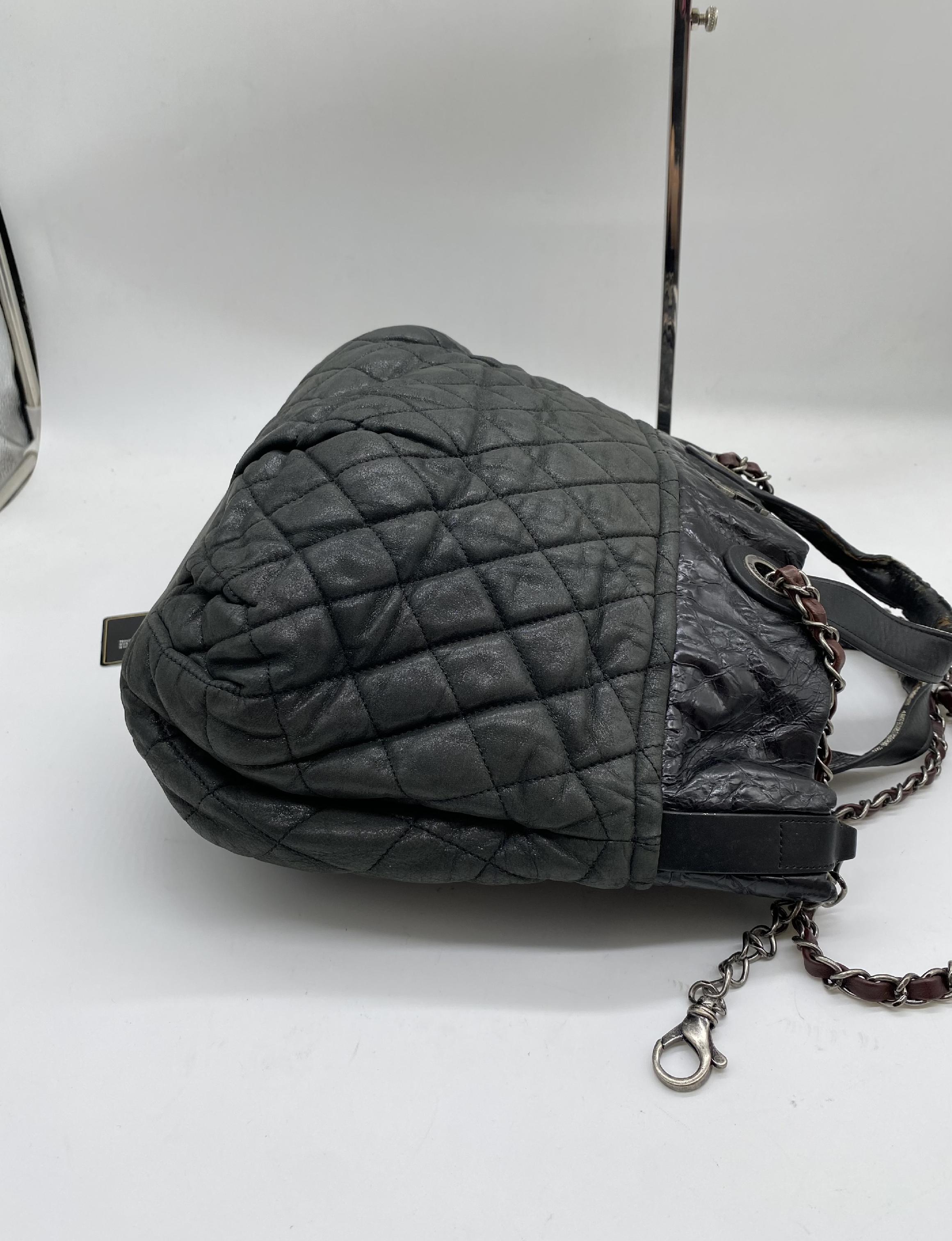 Lambskin Matelassé Chain Tote, Series 14 Shoulder Bag — view 5