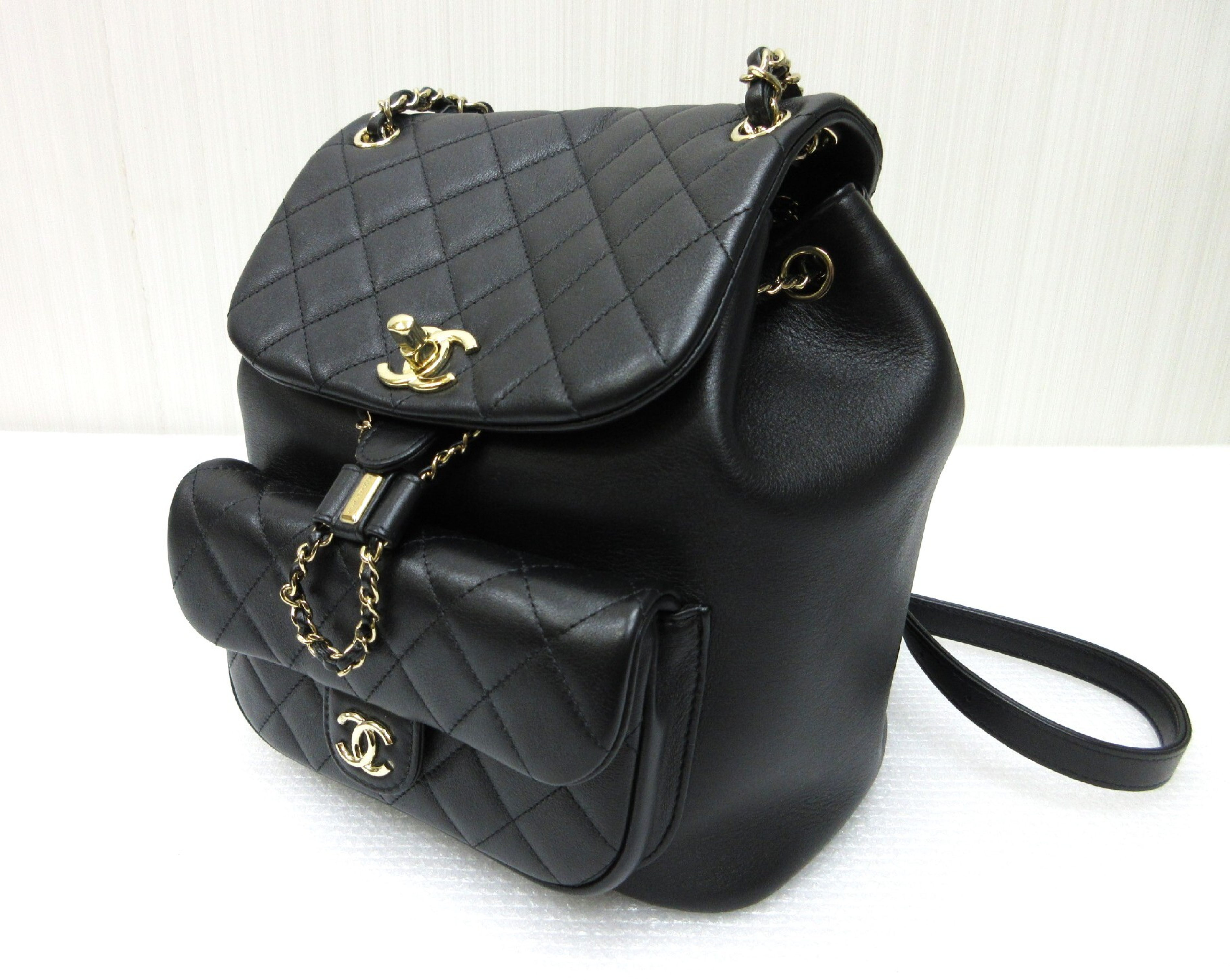 Matelassé Backpack AS3618 Black Lambskin Rucksack — view 2
