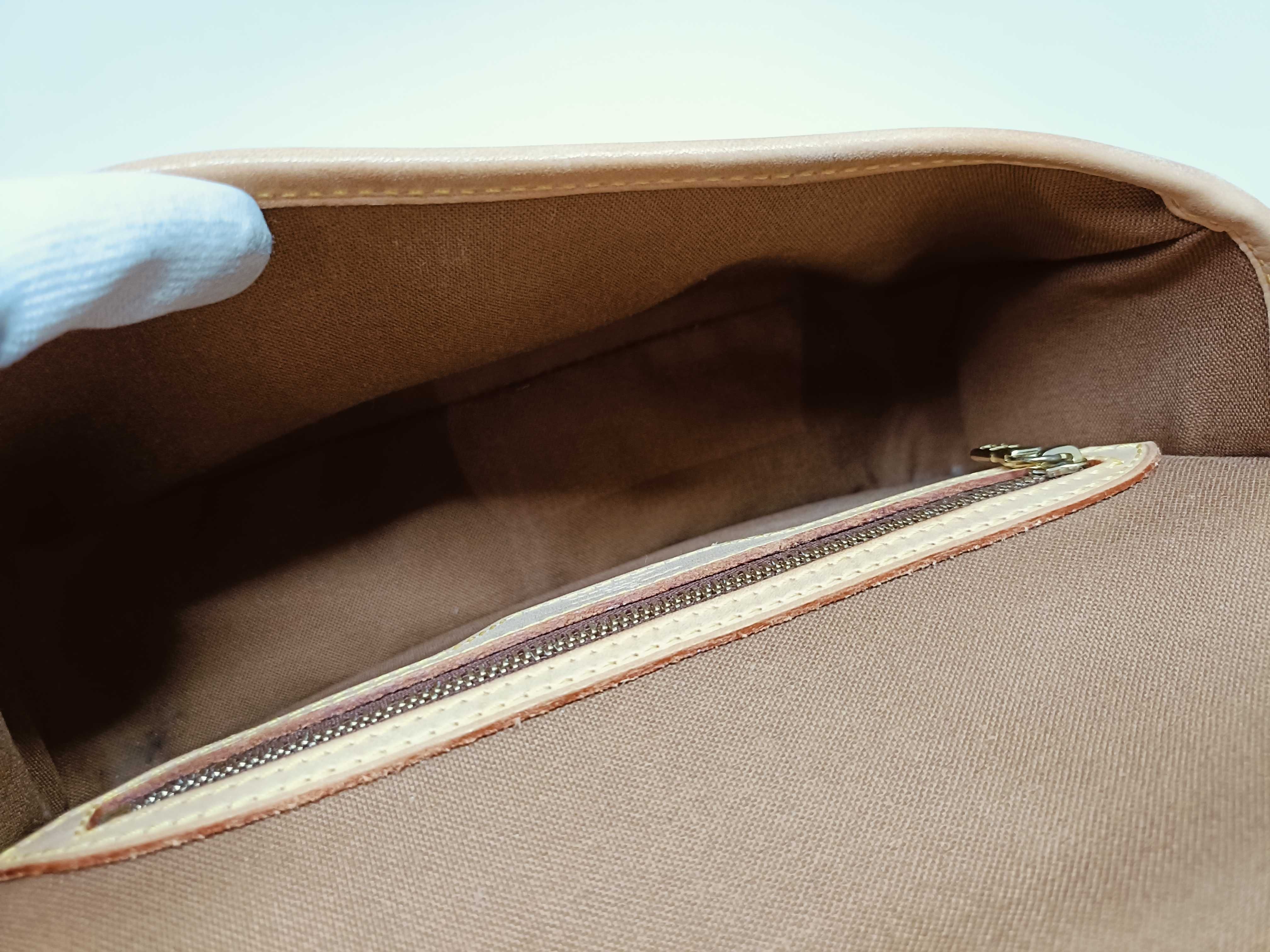 Monogram M42250 Sologne Shoulder Bag — view 11