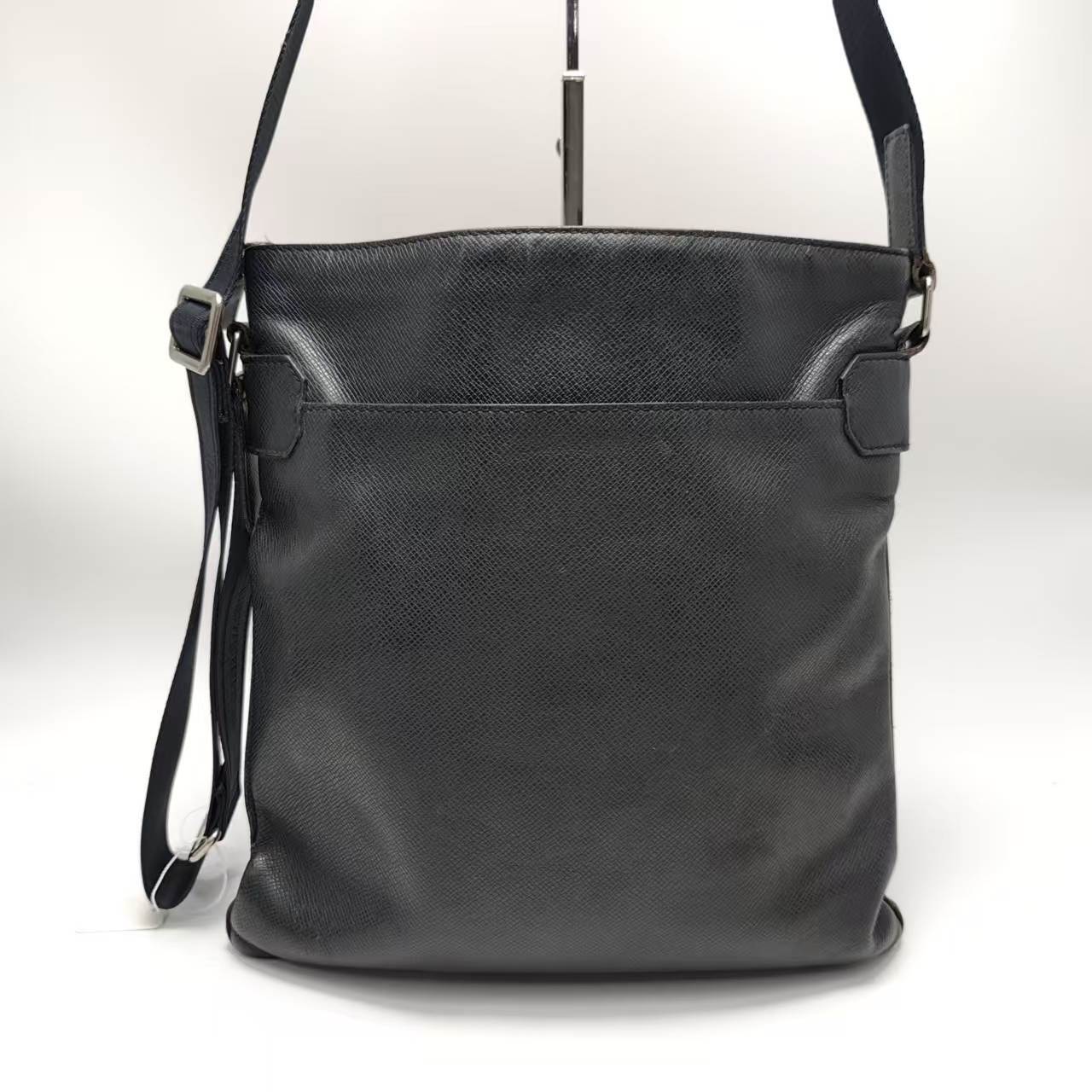【*Shipped from: China*】LOUIS VUITTON Leather Shoulder Bag — view 2