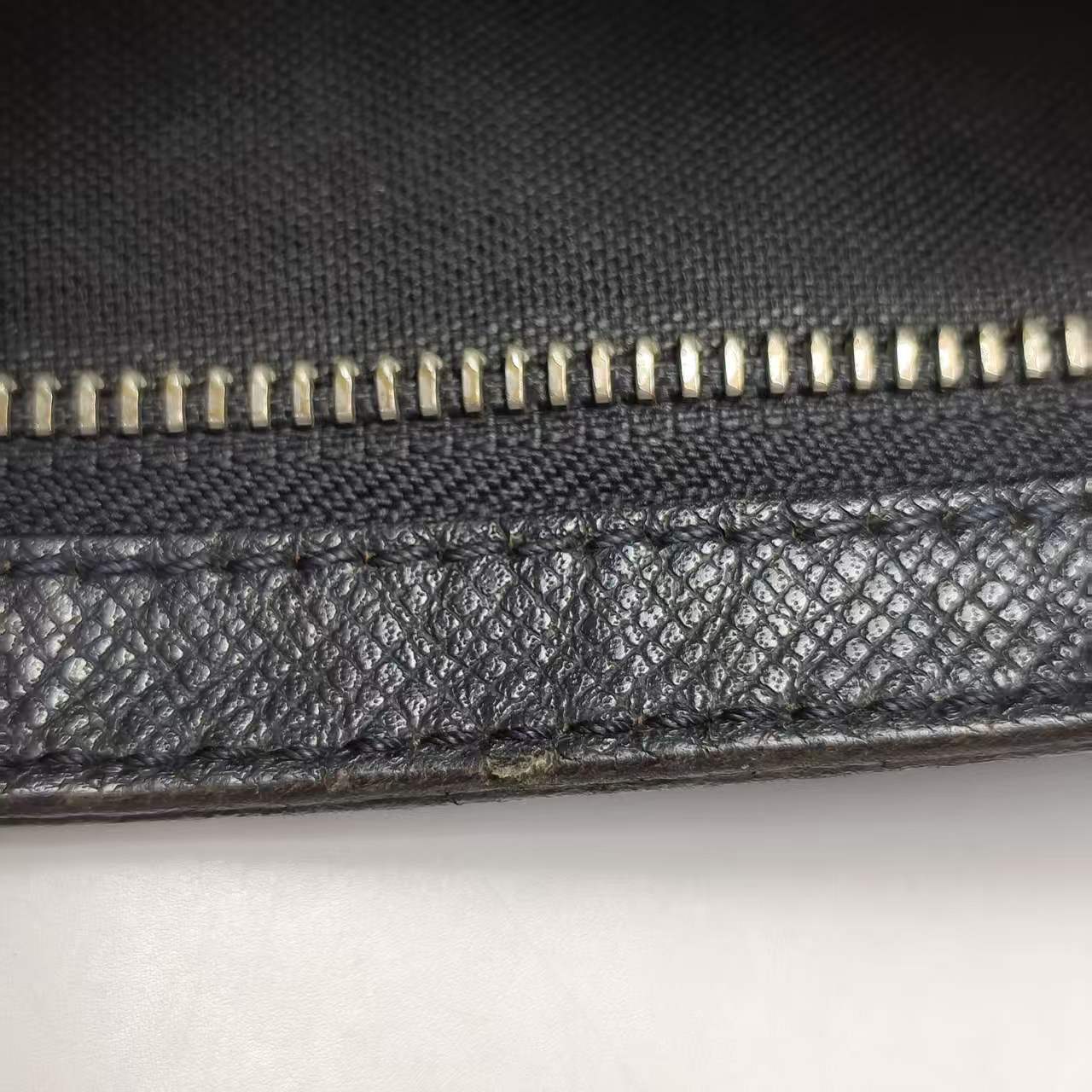 【*Shipped from: China*】LOUIS VUITTON Leather Shoulder Bag — view 15
