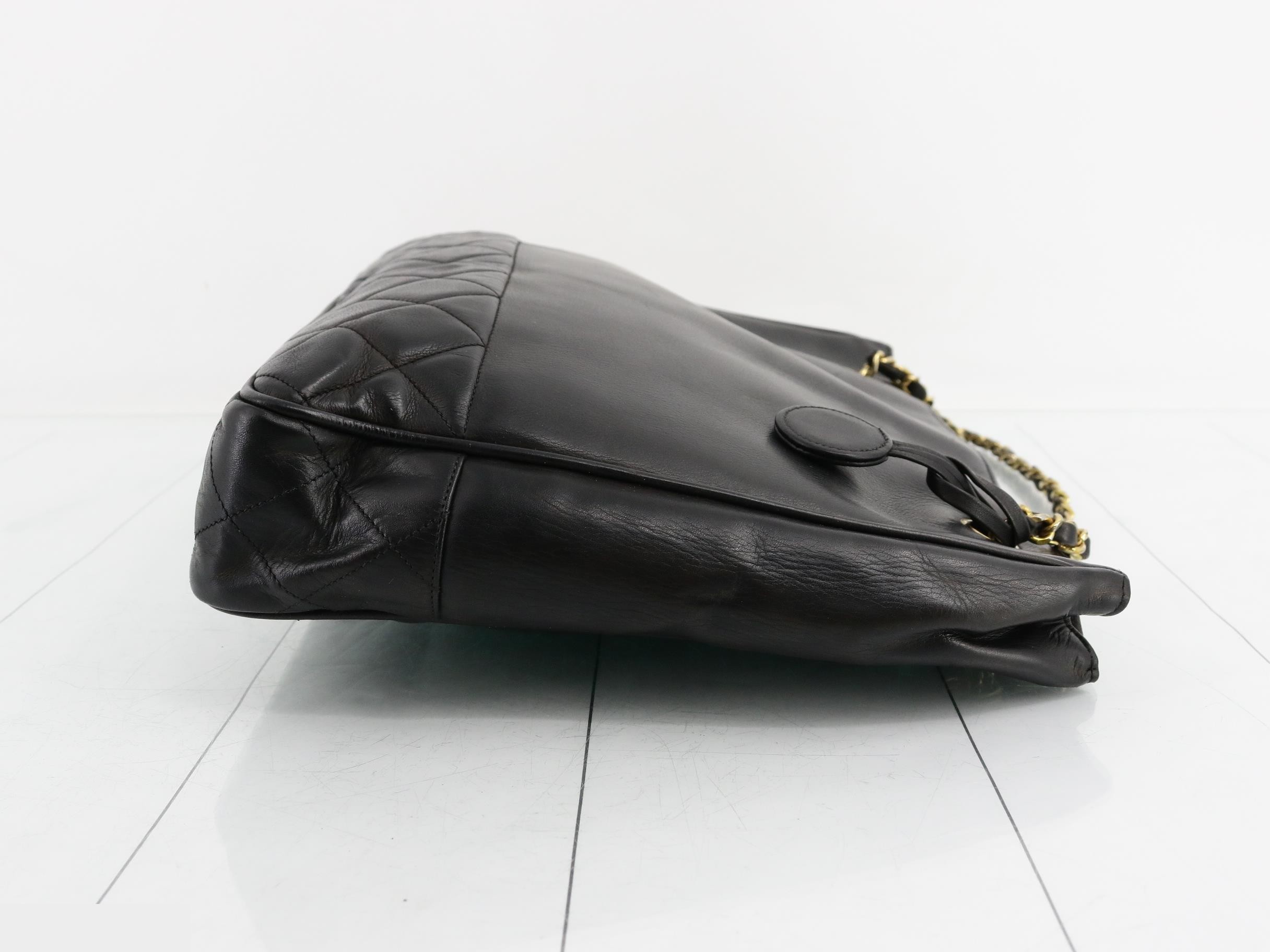 Matelassé Chain Tote Bag — view 3