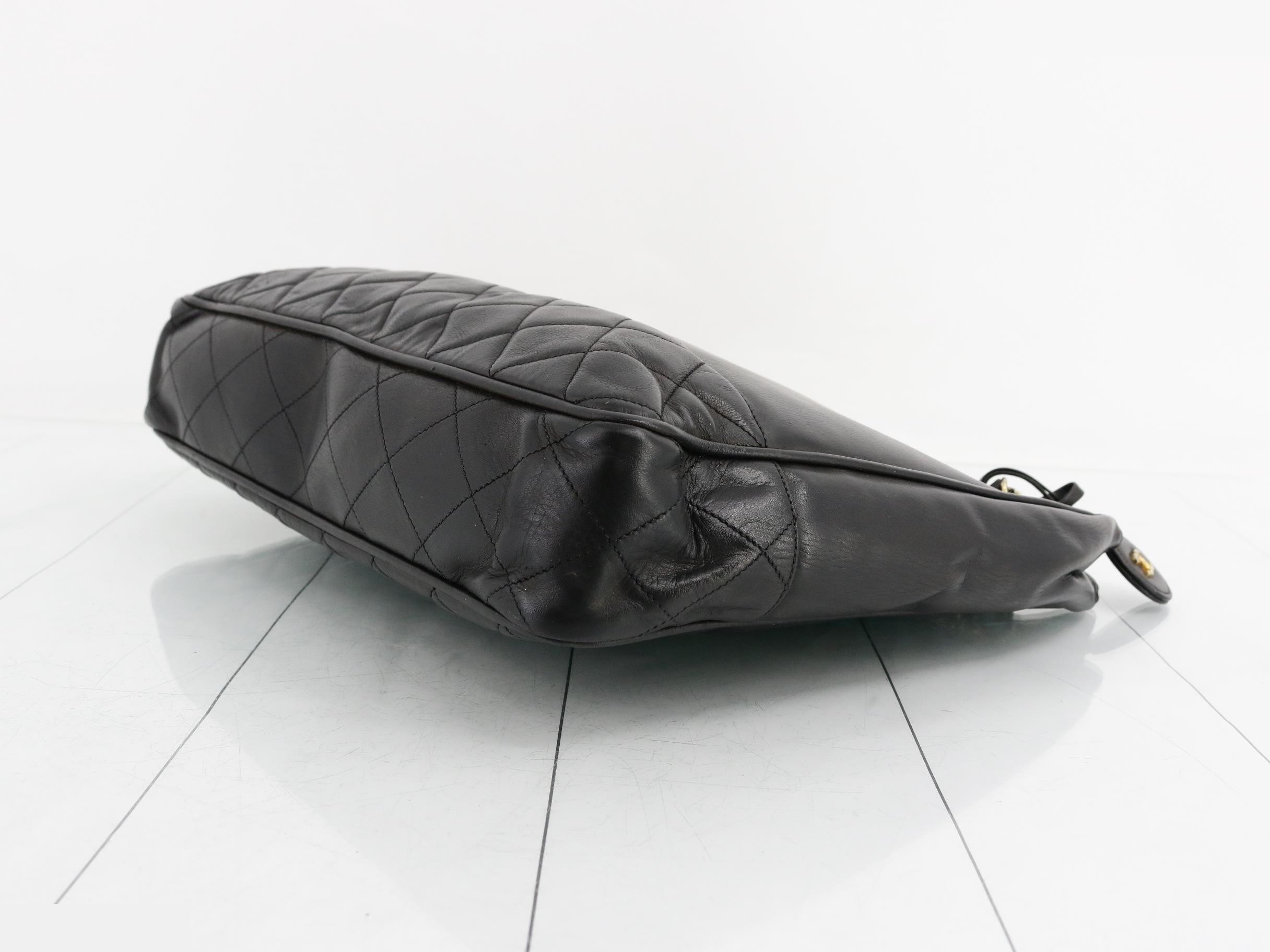 Matelassé Chain Tote Bag — view 6