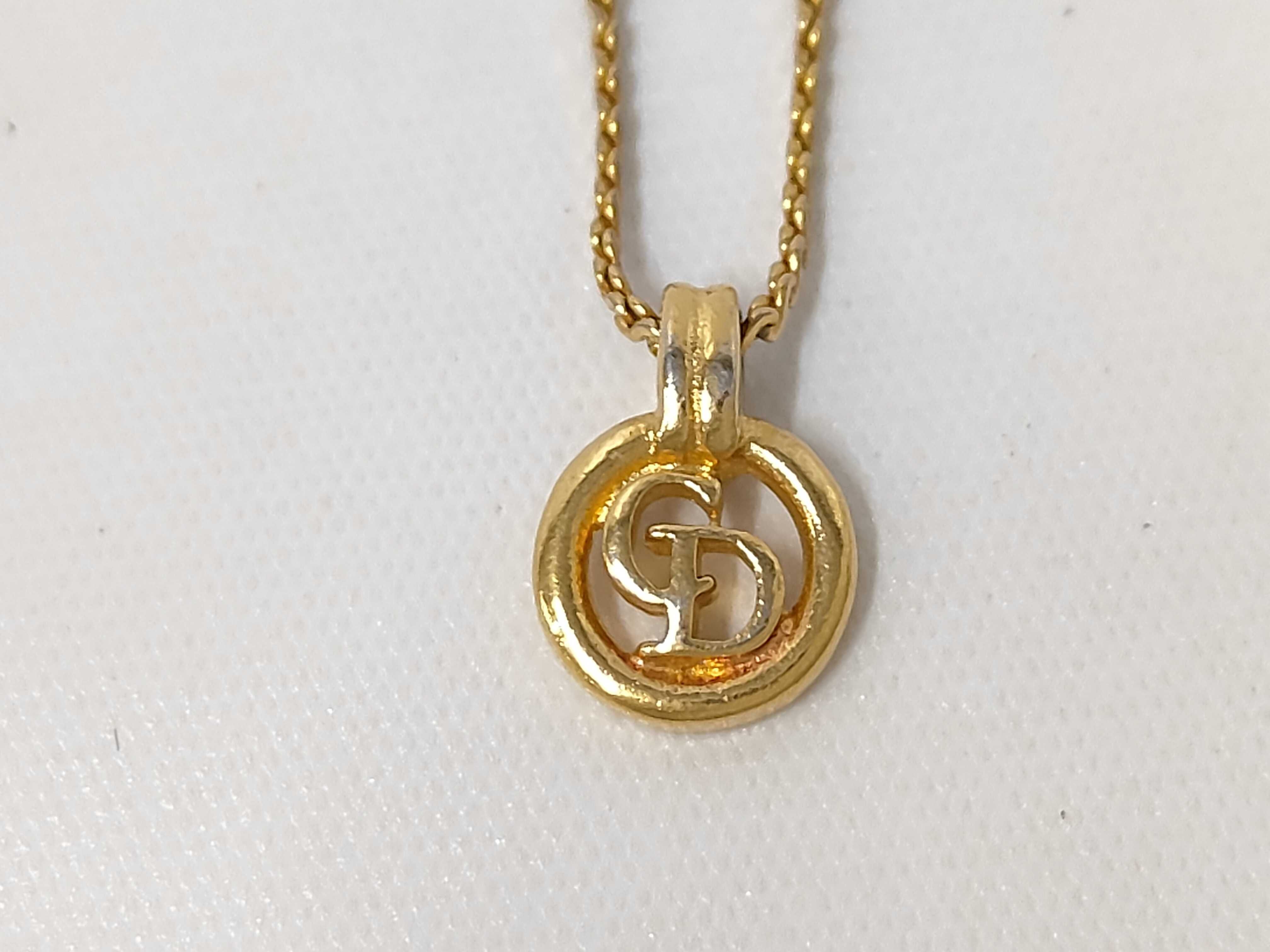 CD Circle Gold NC Necklace