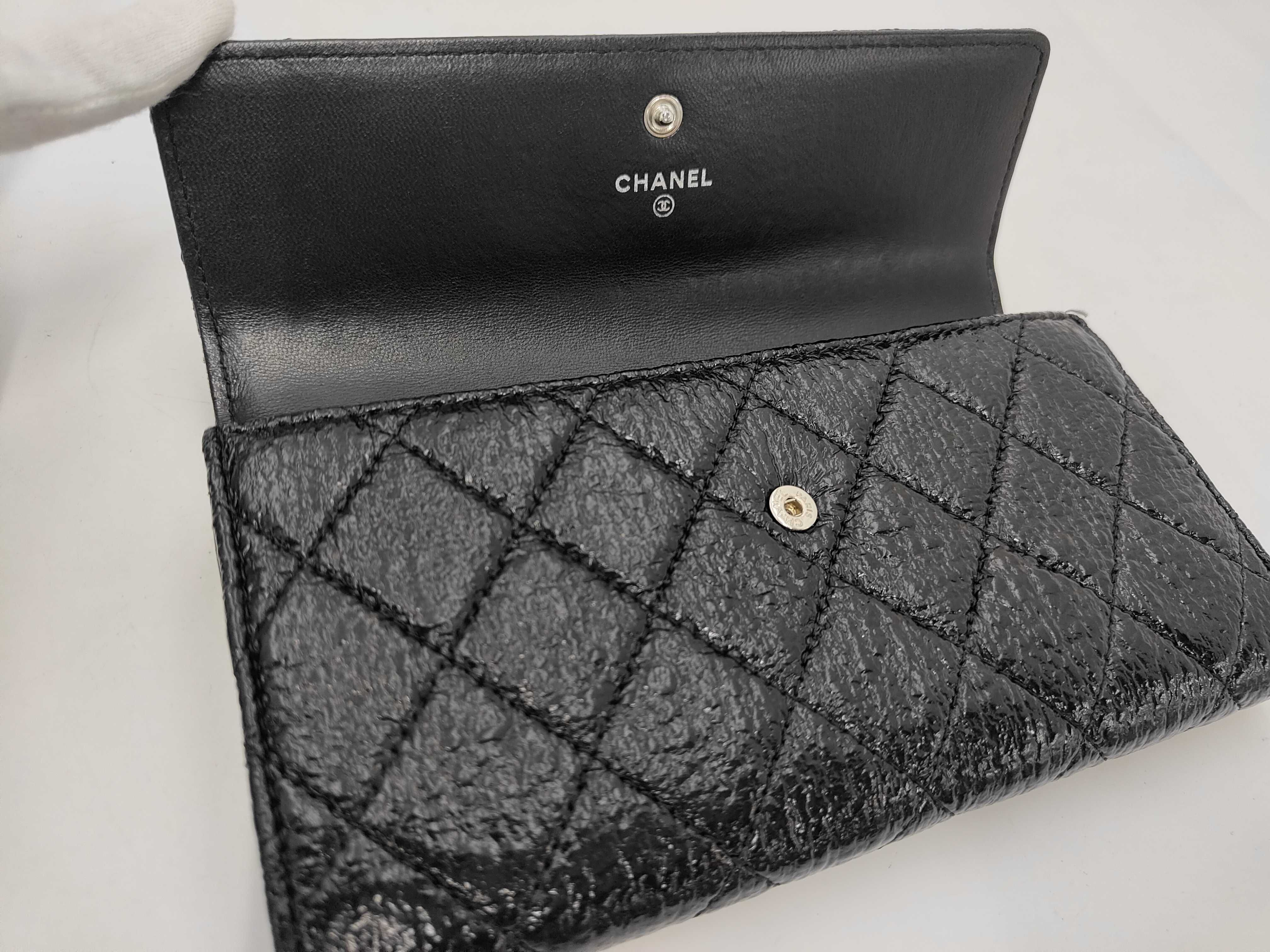 Matelassé Coco Mark Long Wallet — view 7
