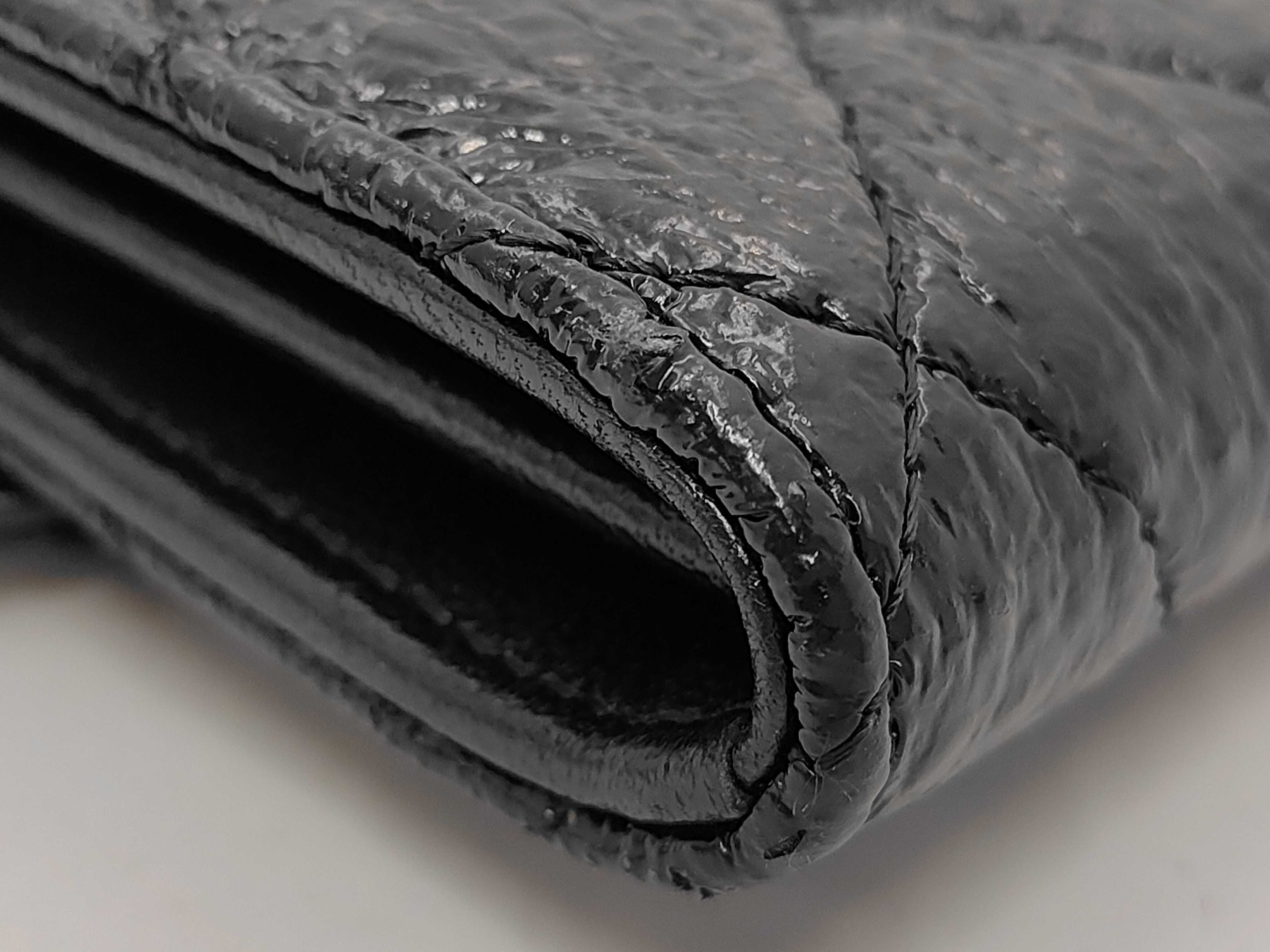 Matelassé Coco Mark Long Wallet — view 8