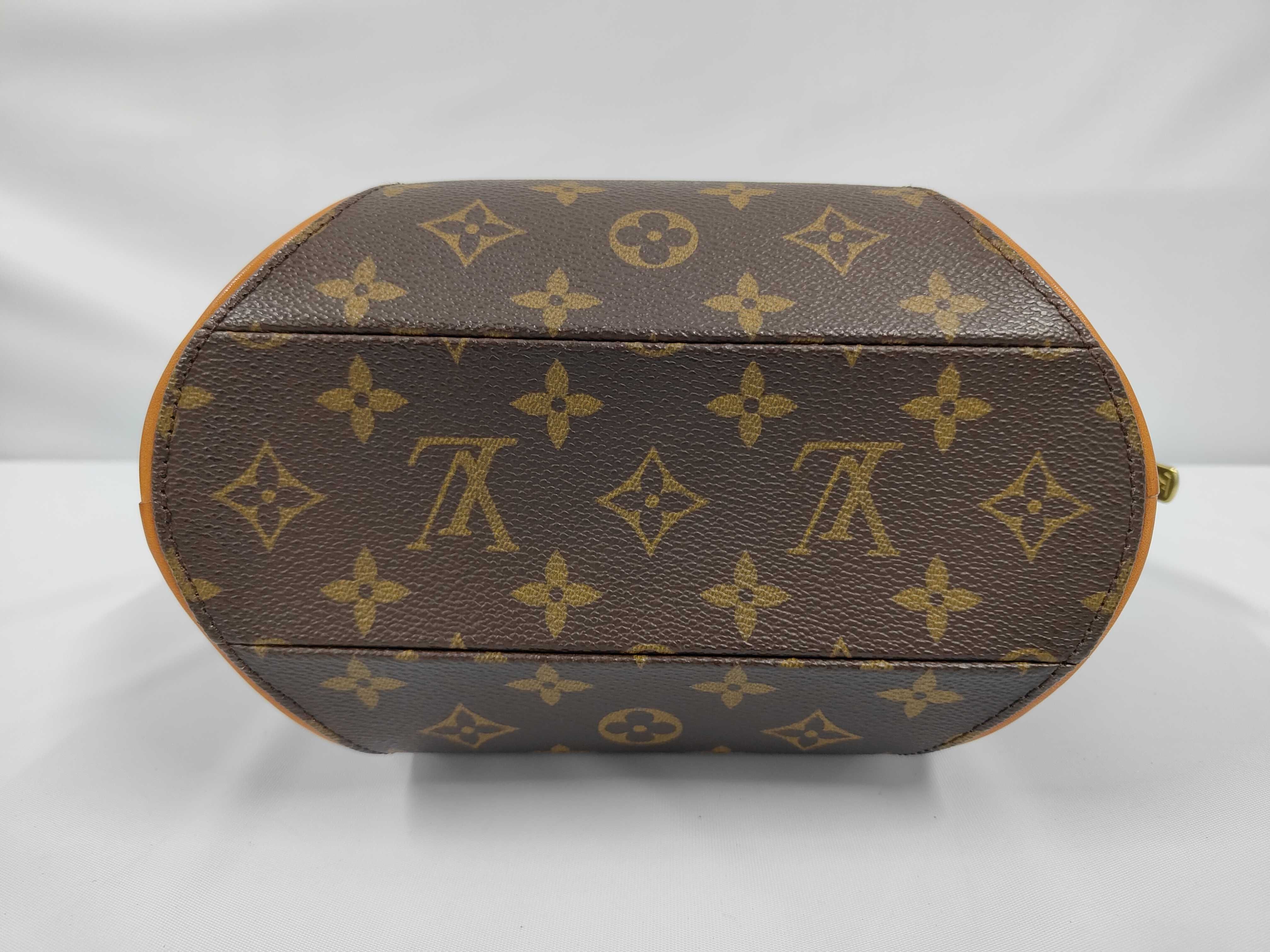 Ellipse PM Handbag — view 3