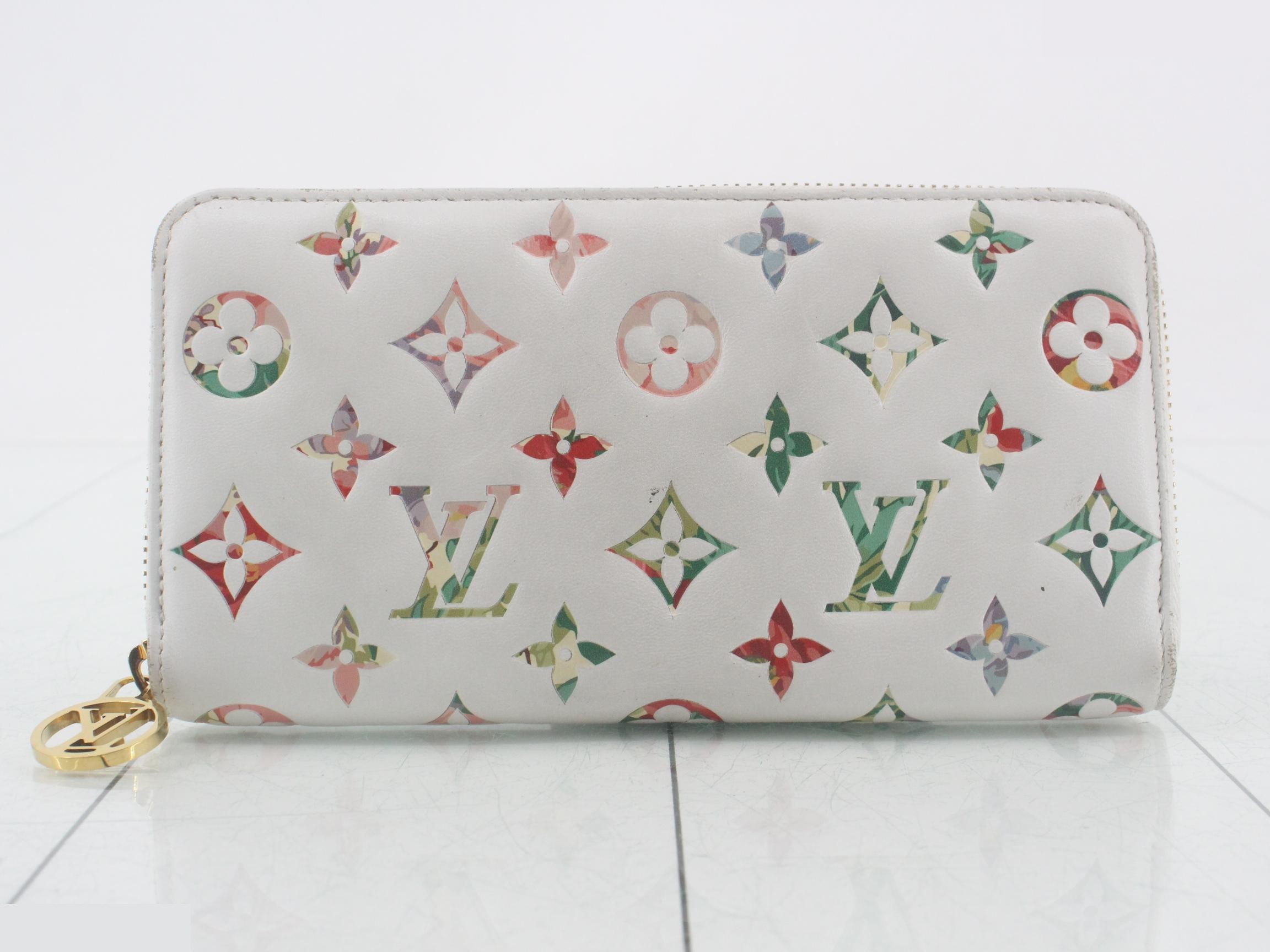 Monogram LV Garden Zippy Wallet M81694