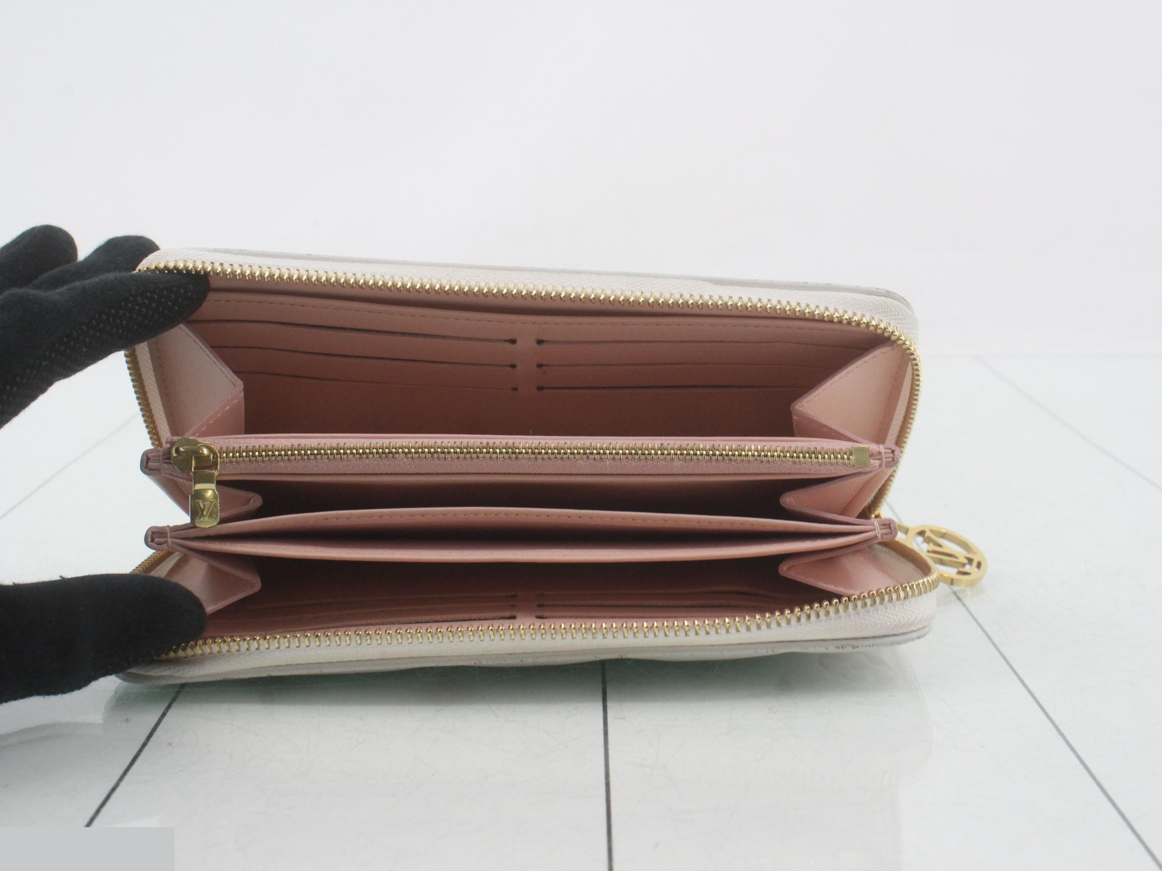 Monogram LV Garden Zippy Wallet M81694 — view 4