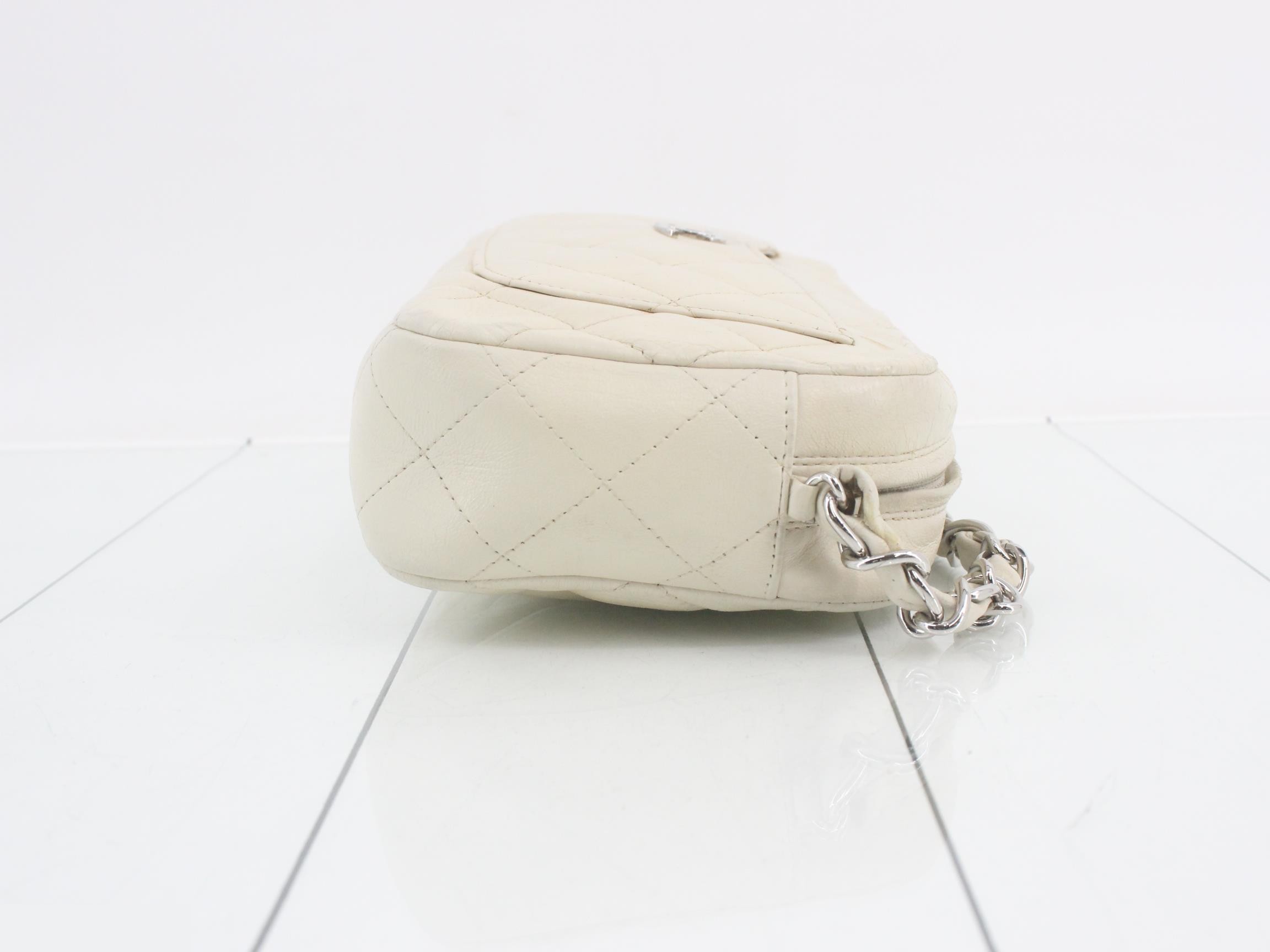 Matelassé Shoulder Bag — view 3