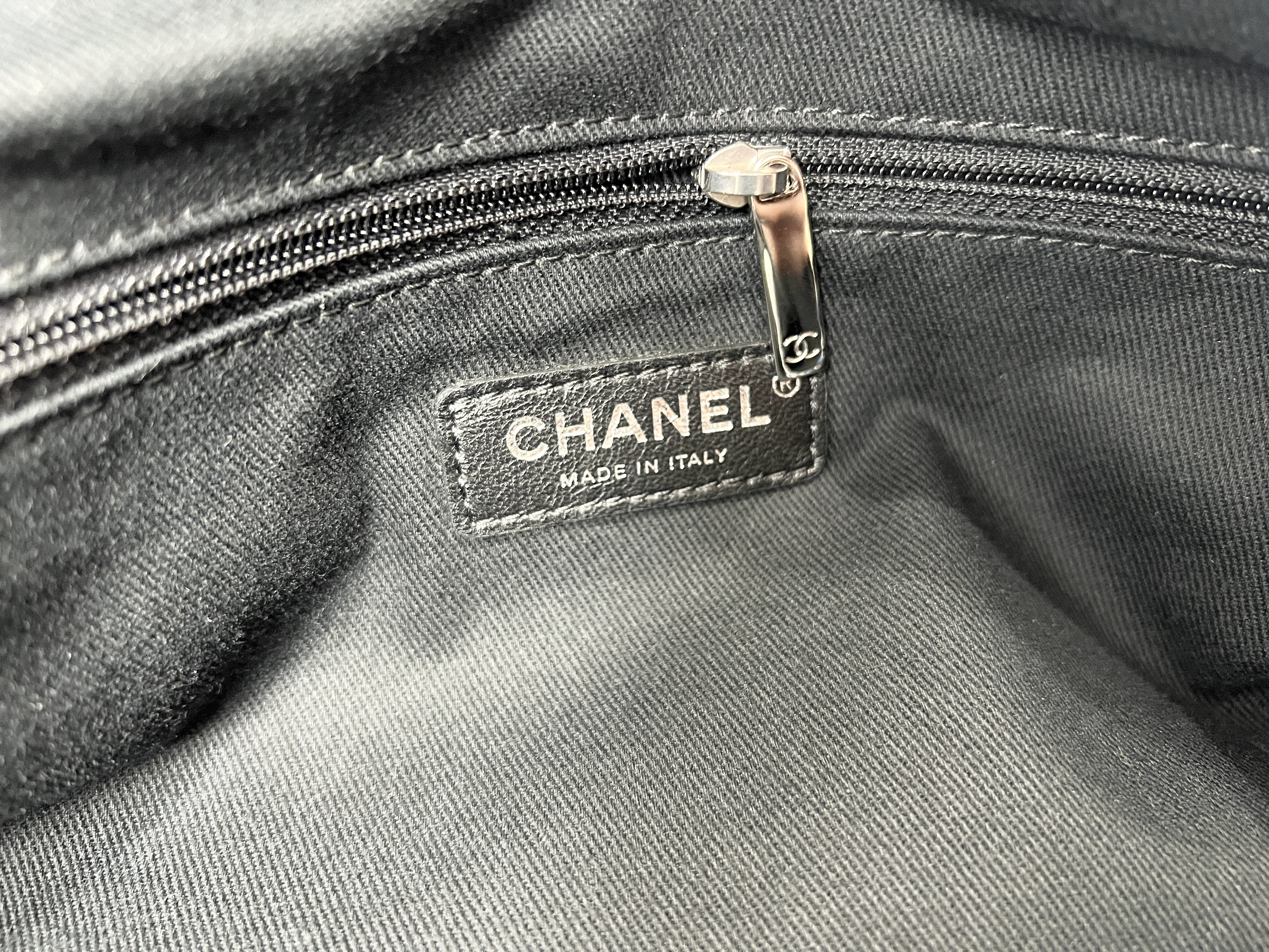 Deauville Round Shearling Boa Fur Coco Mark Chain Shoulder Bag (Serial Number 26) — view 7