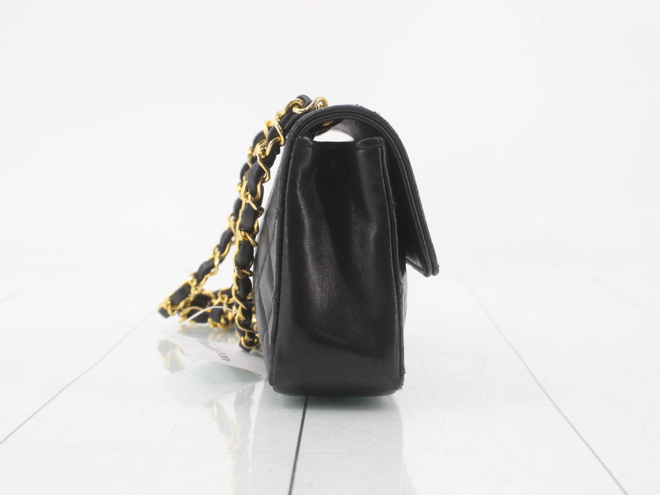Matelassé Chain Shoulder Bag, Black — view 4