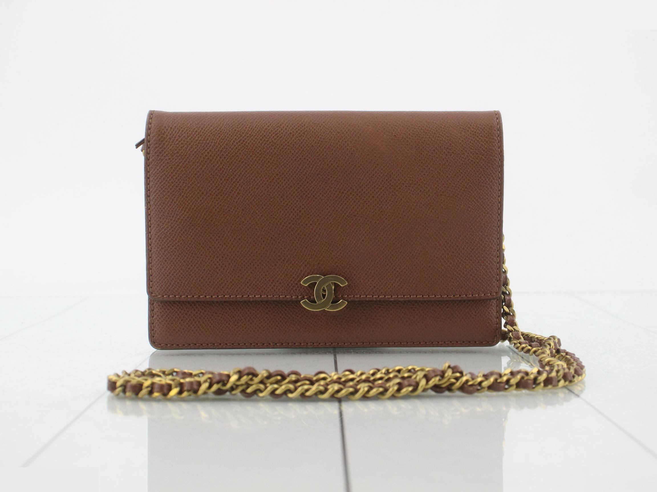 Caviar skin (bag) chain wallet, item number 5.