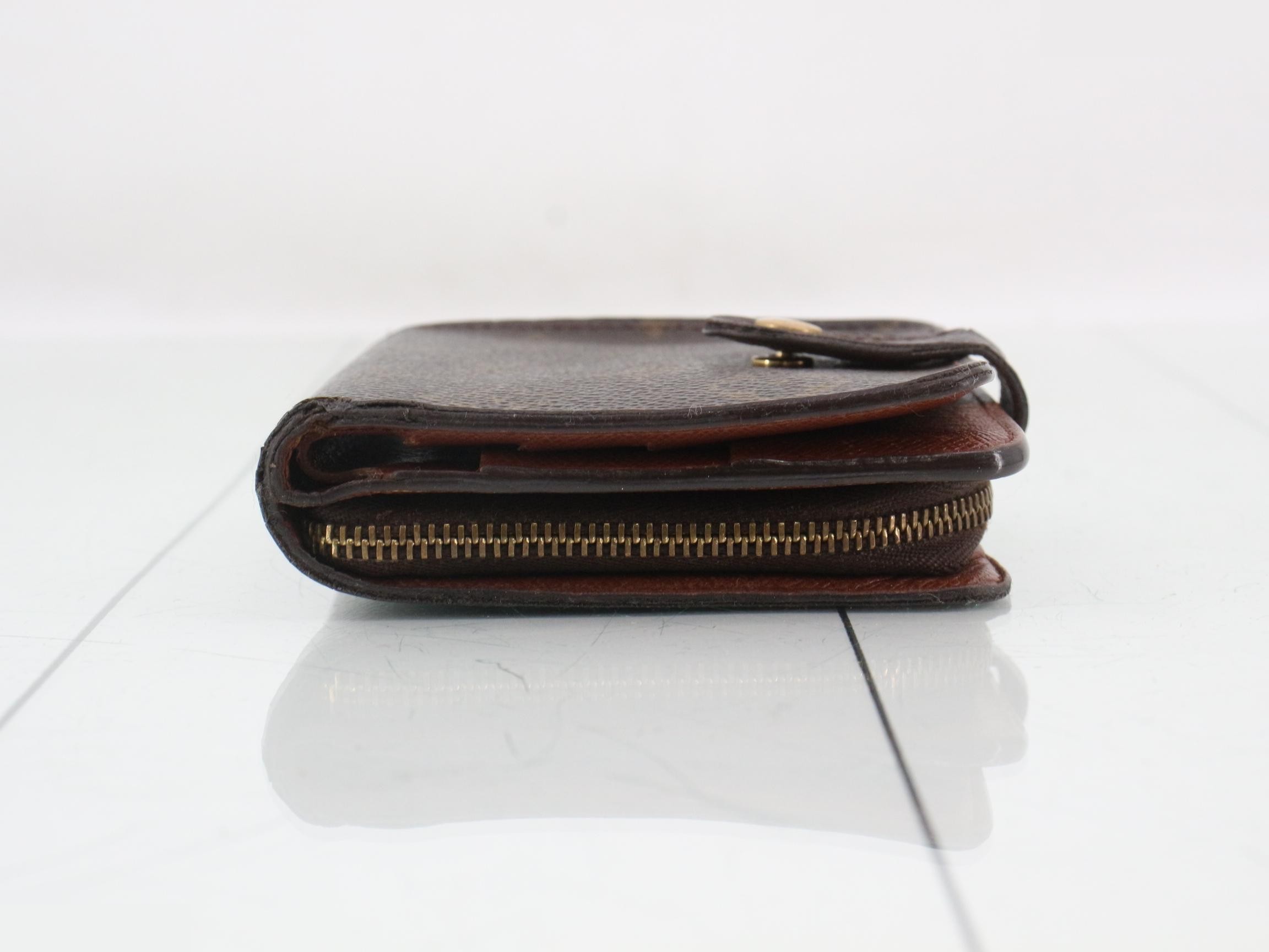 Compact Zip Bi-fold Wallet — view 3