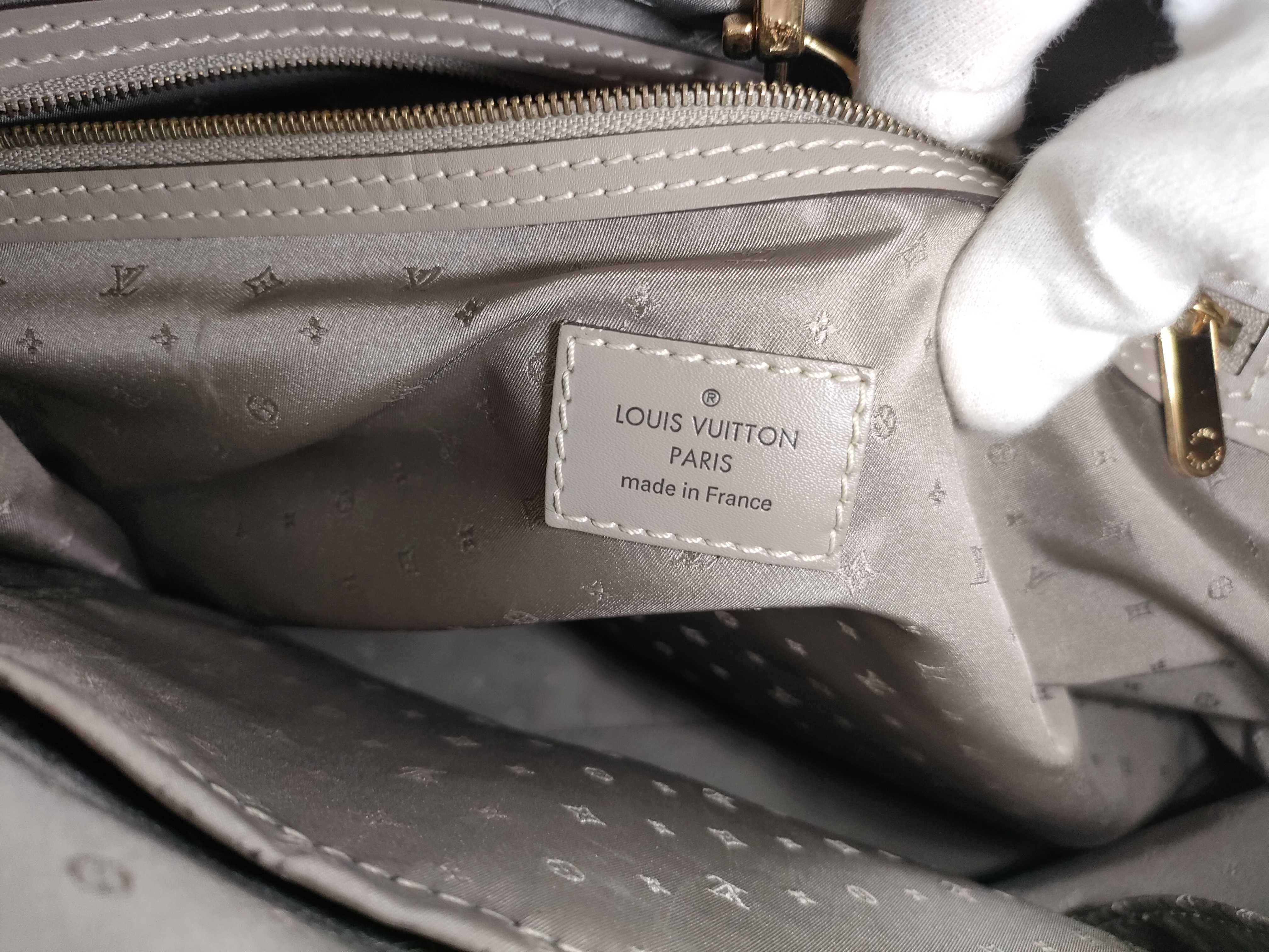 Suhali Majesteu / Suhali / M95652 / DU1058 / Handbag with initial name tag — view 13