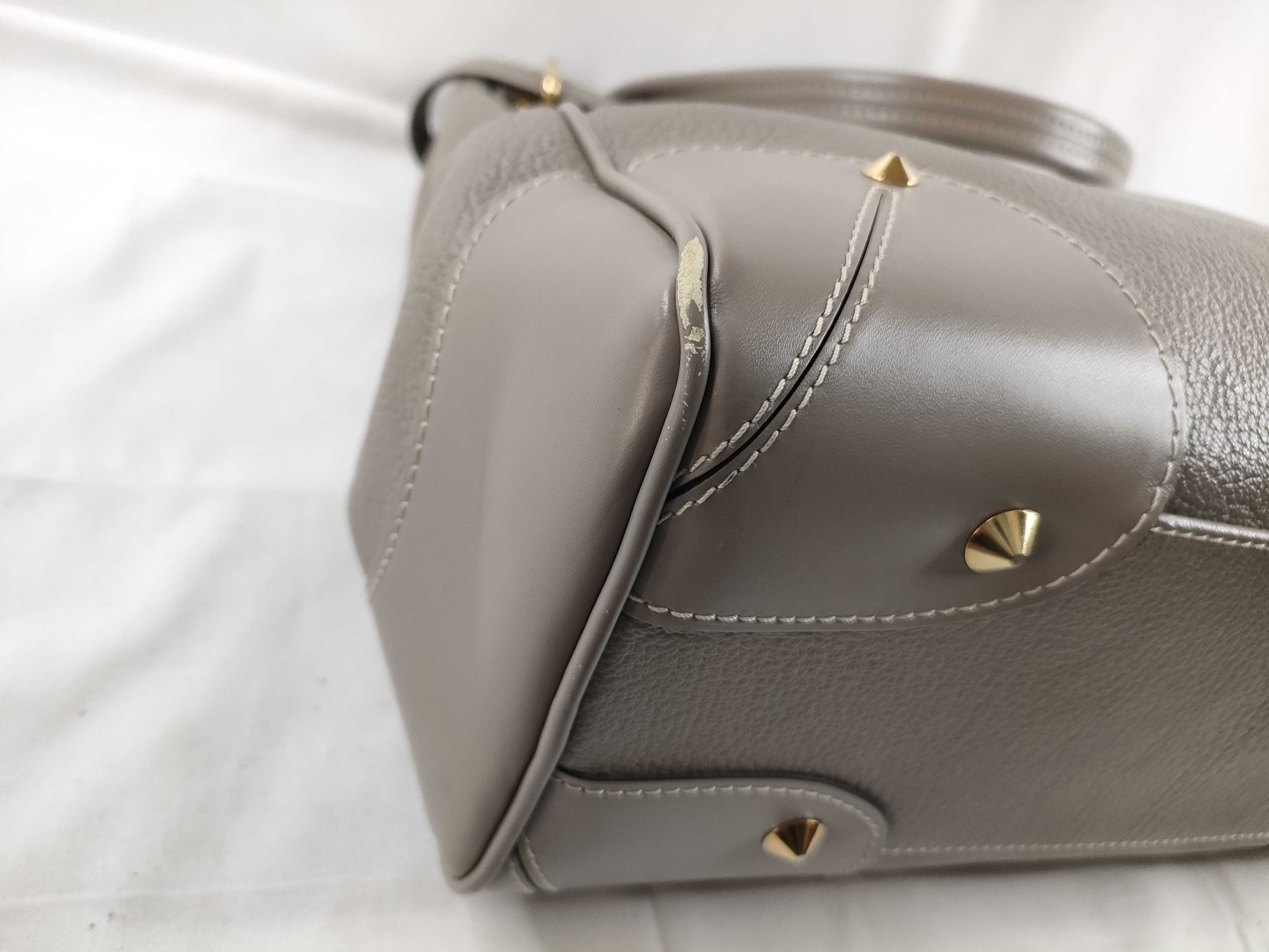 Suhali Majesteu / Suhali / M95652 / DU1058 / Handbag with initial name tag — view 3