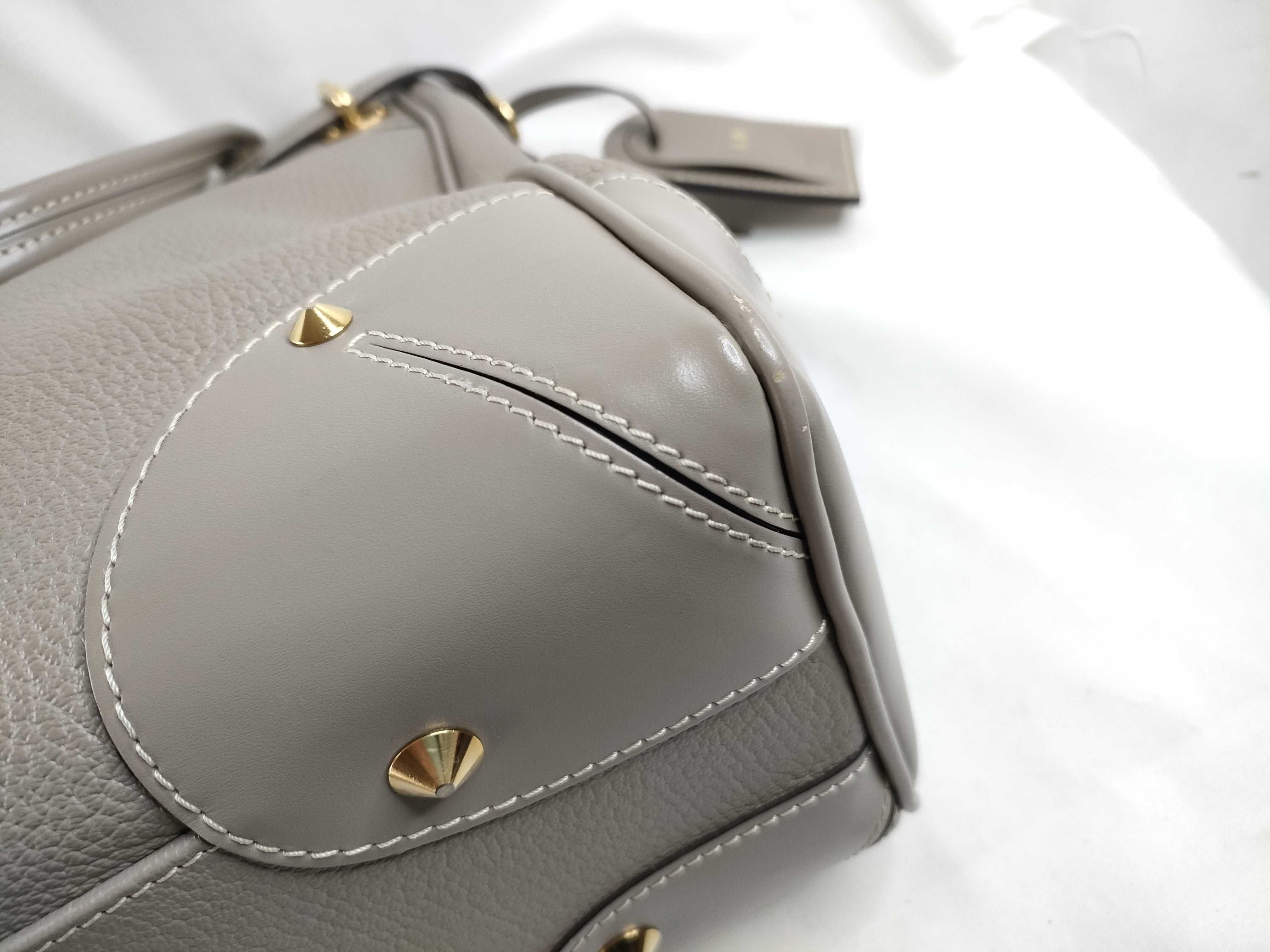 Suhali Majesteu / Suhali / M95652 / DU1058 / Handbag with initial name tag — view 5