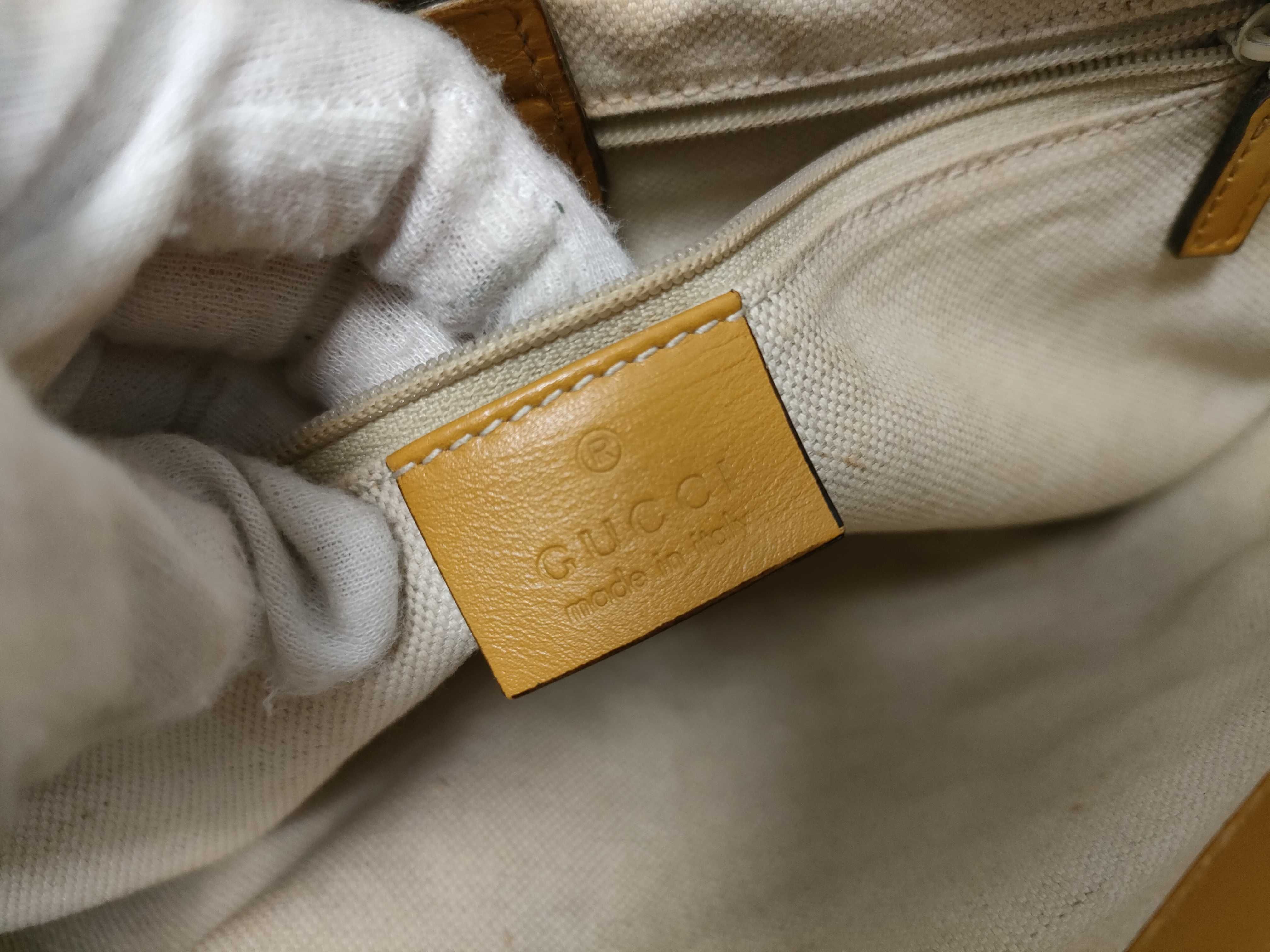 GG Canvas Bag Handbag — view 12