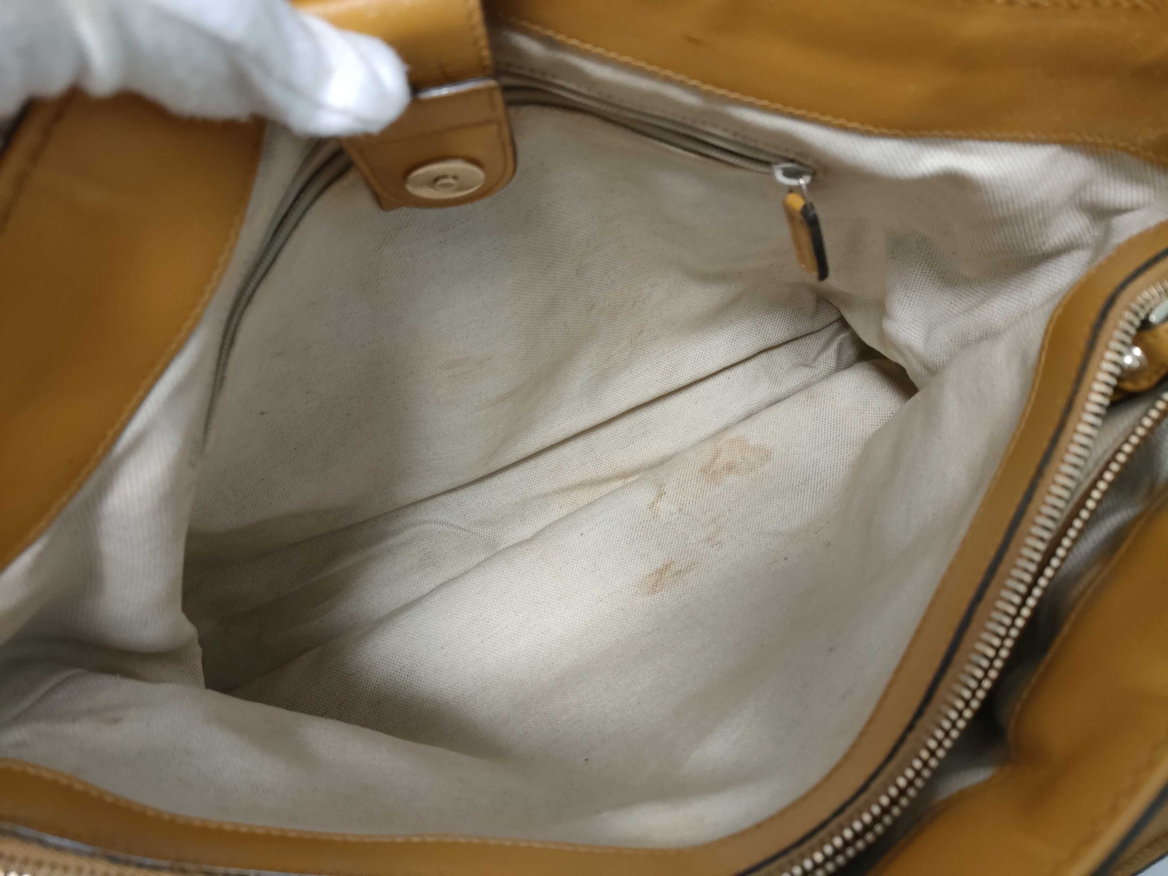 GG Canvas Bag Handbag — view 9