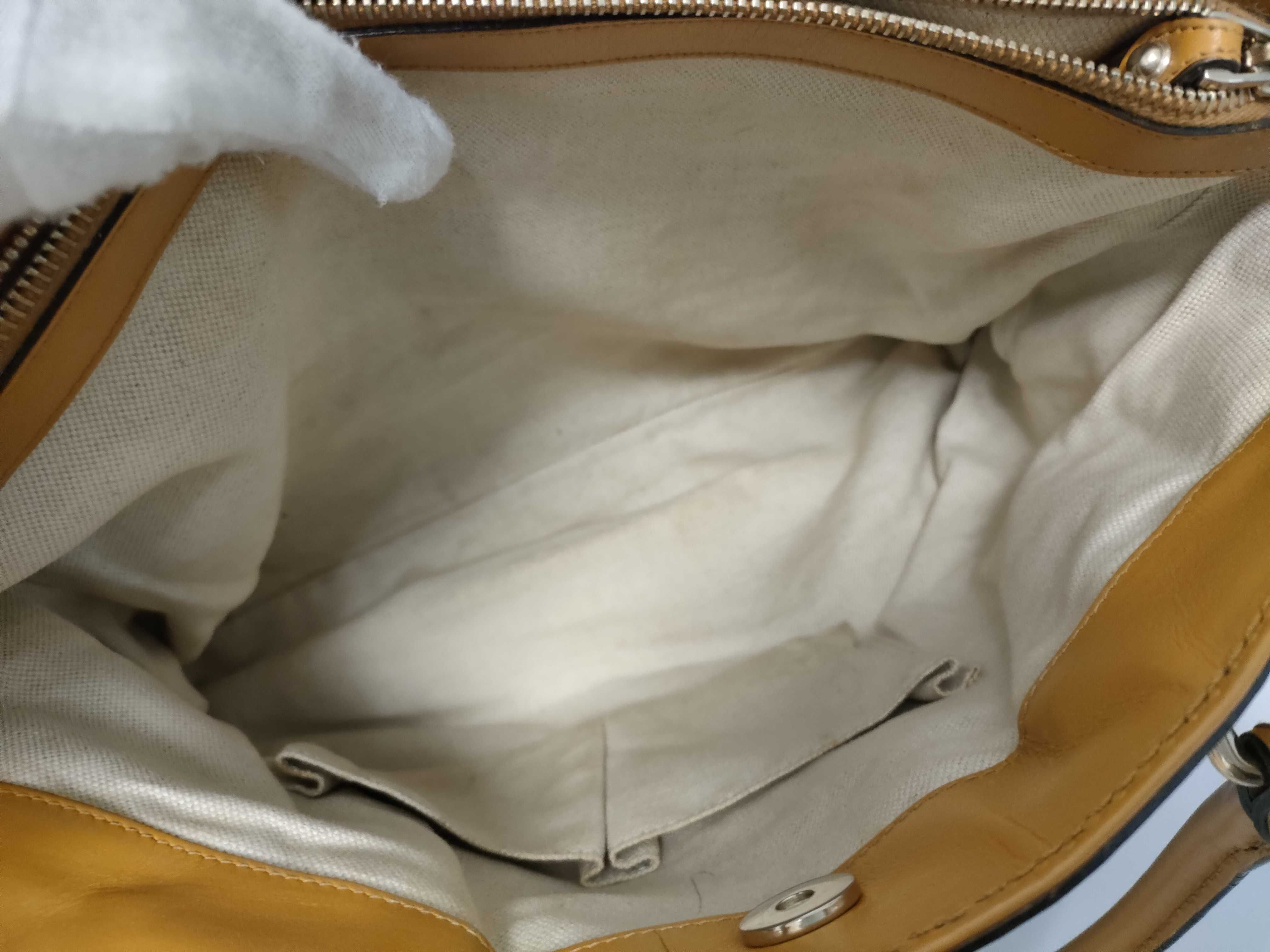 GG Canvas Bag Handbag — view 10
