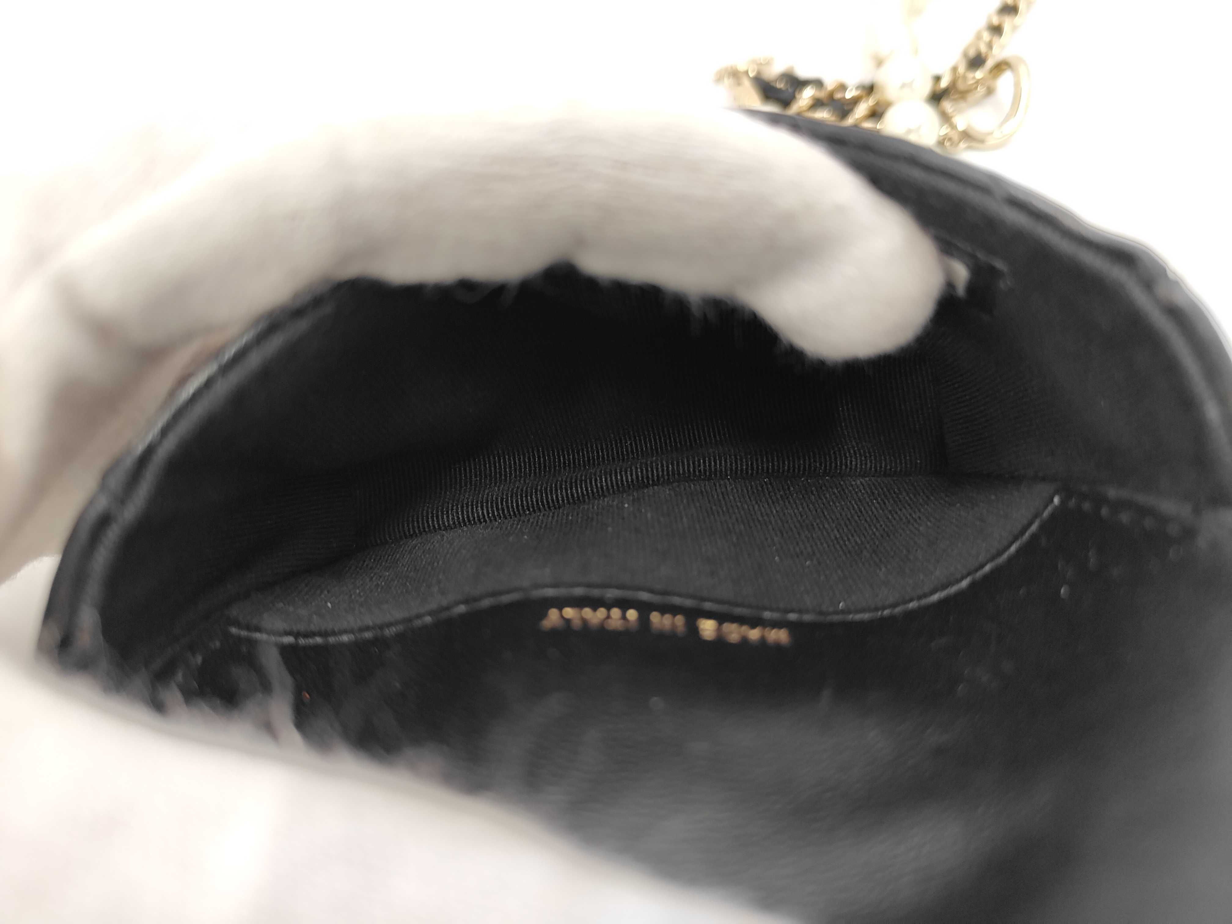 Matelassé Pearl Chain Shoulder Bag — view 9