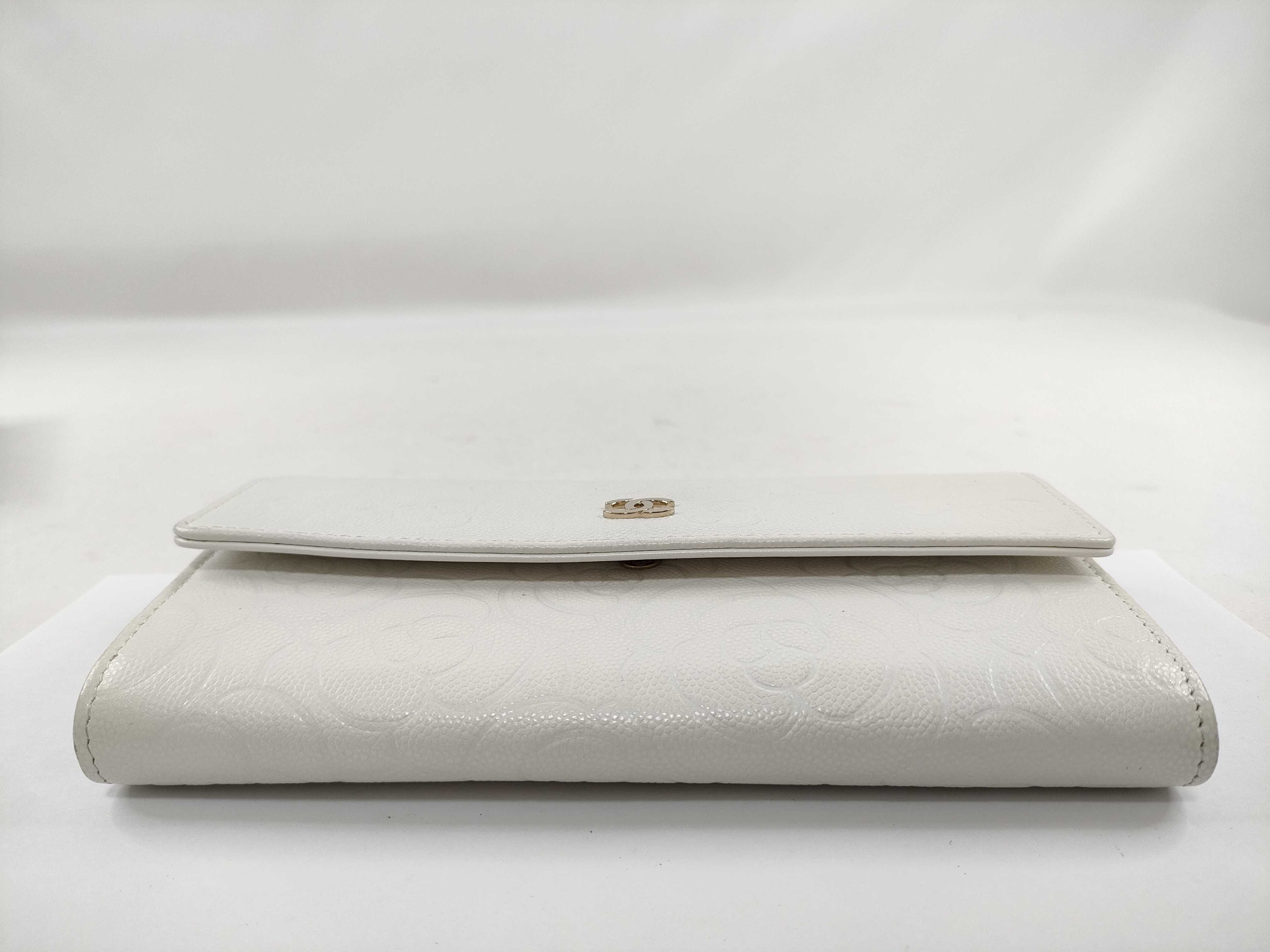 Cambon Long Wallet, White — view 3