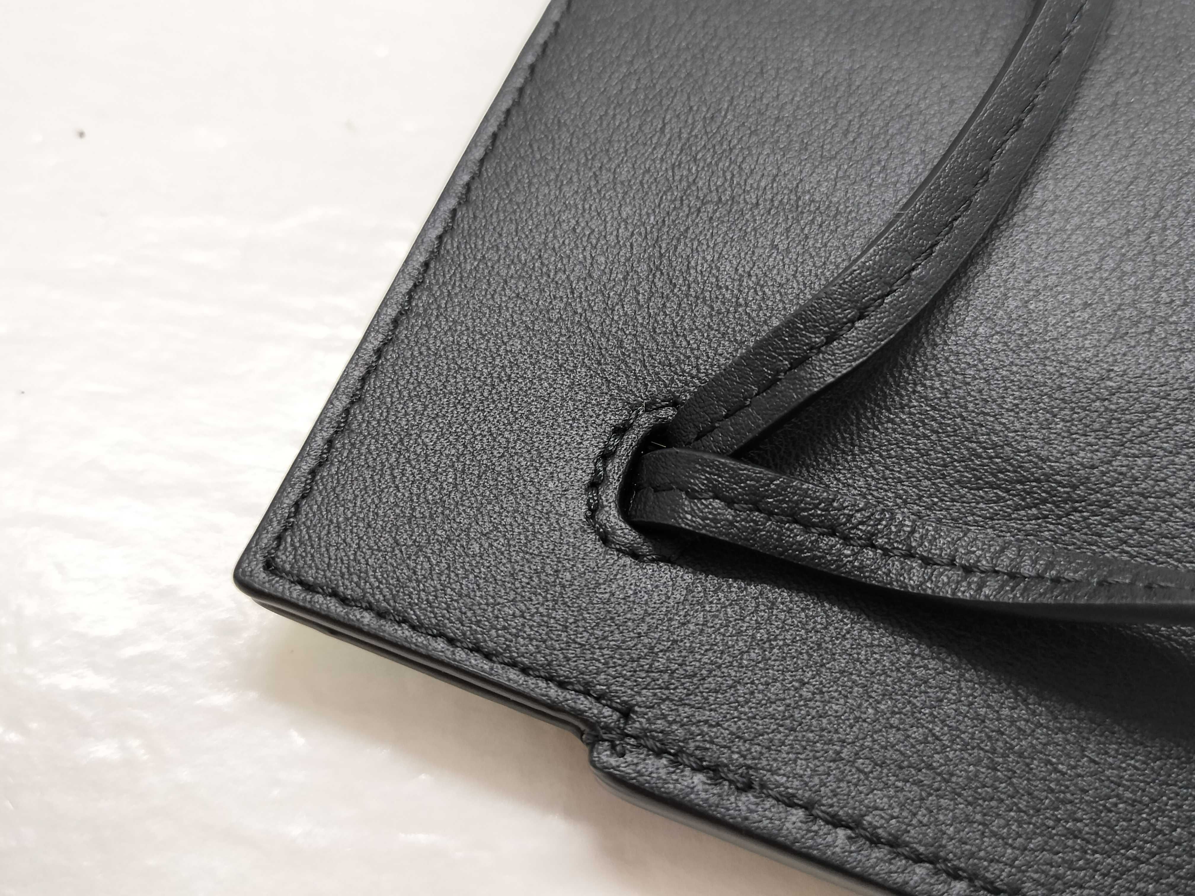 Dice Pocket Leather Shoulder Bag Black Shoulder Bag — view 5