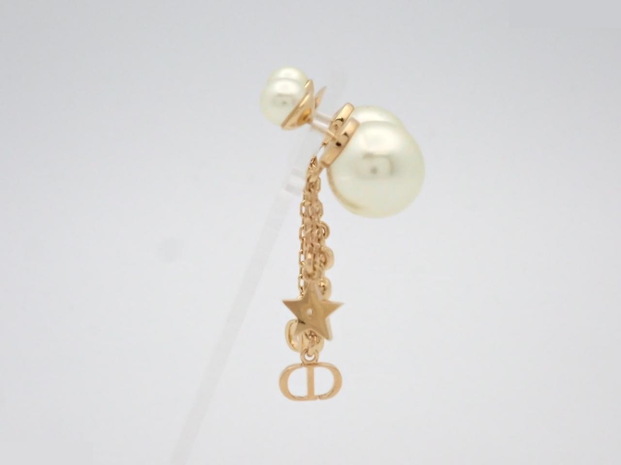 Other lines: Precious metals, earrings, pearls — view 3