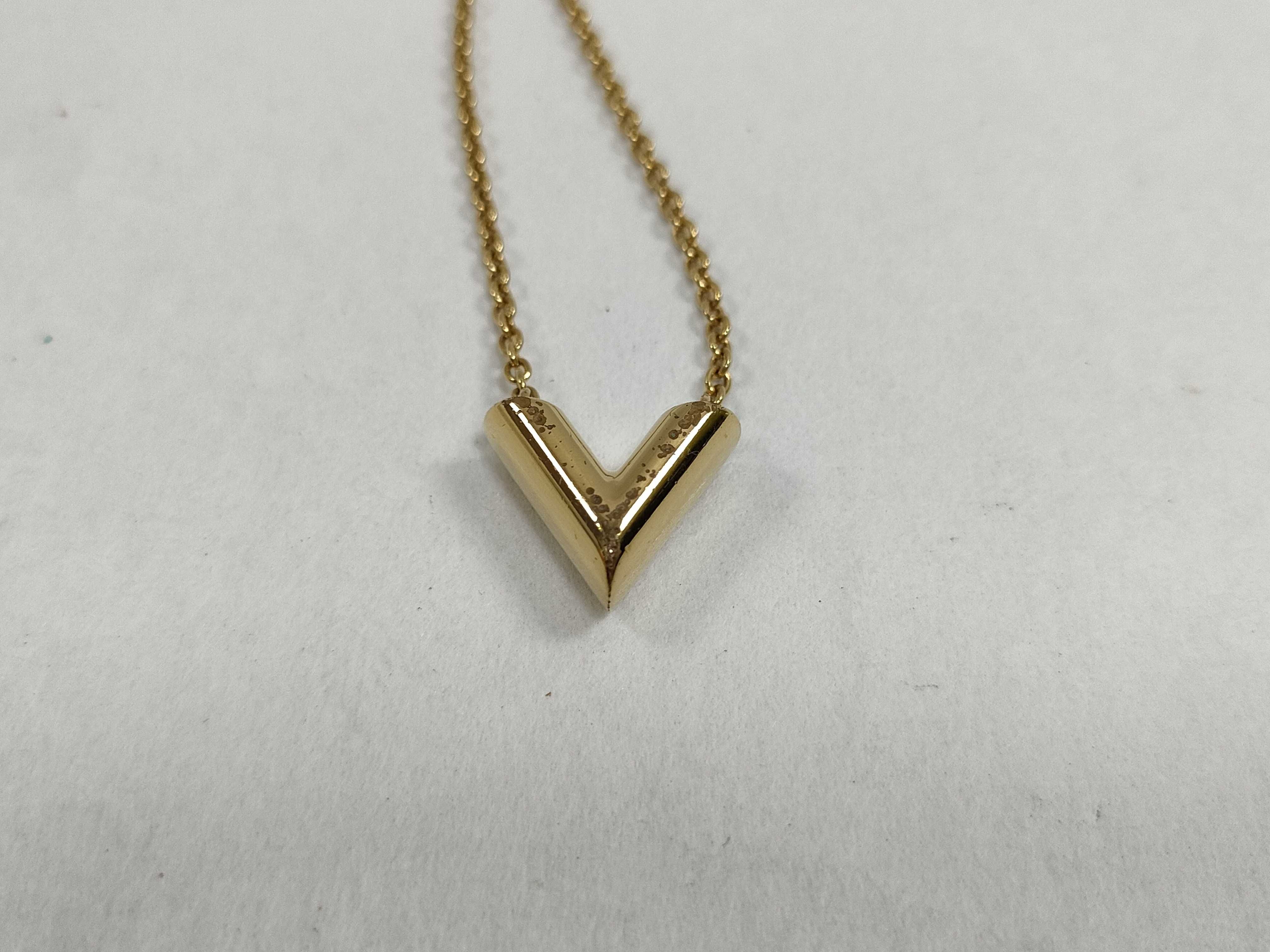 Essential V Accessory Necklace — view 2